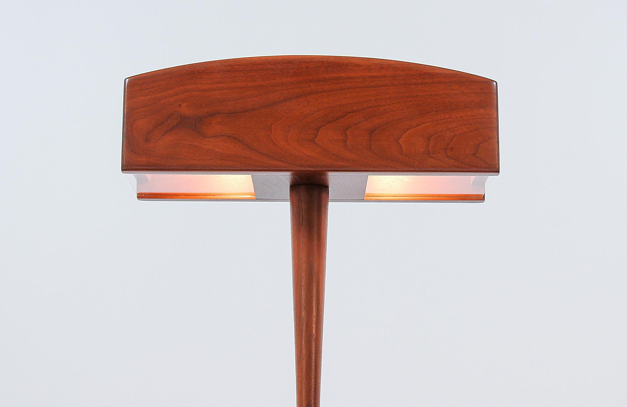 Mid-Century Modern Walnut Desk Lamp 3