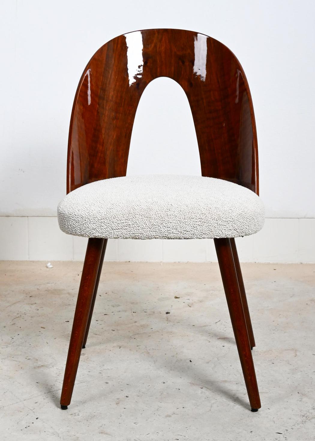 Mid-Century Modern Walnut Dining Chairs by Antonin Suman For Sale 1