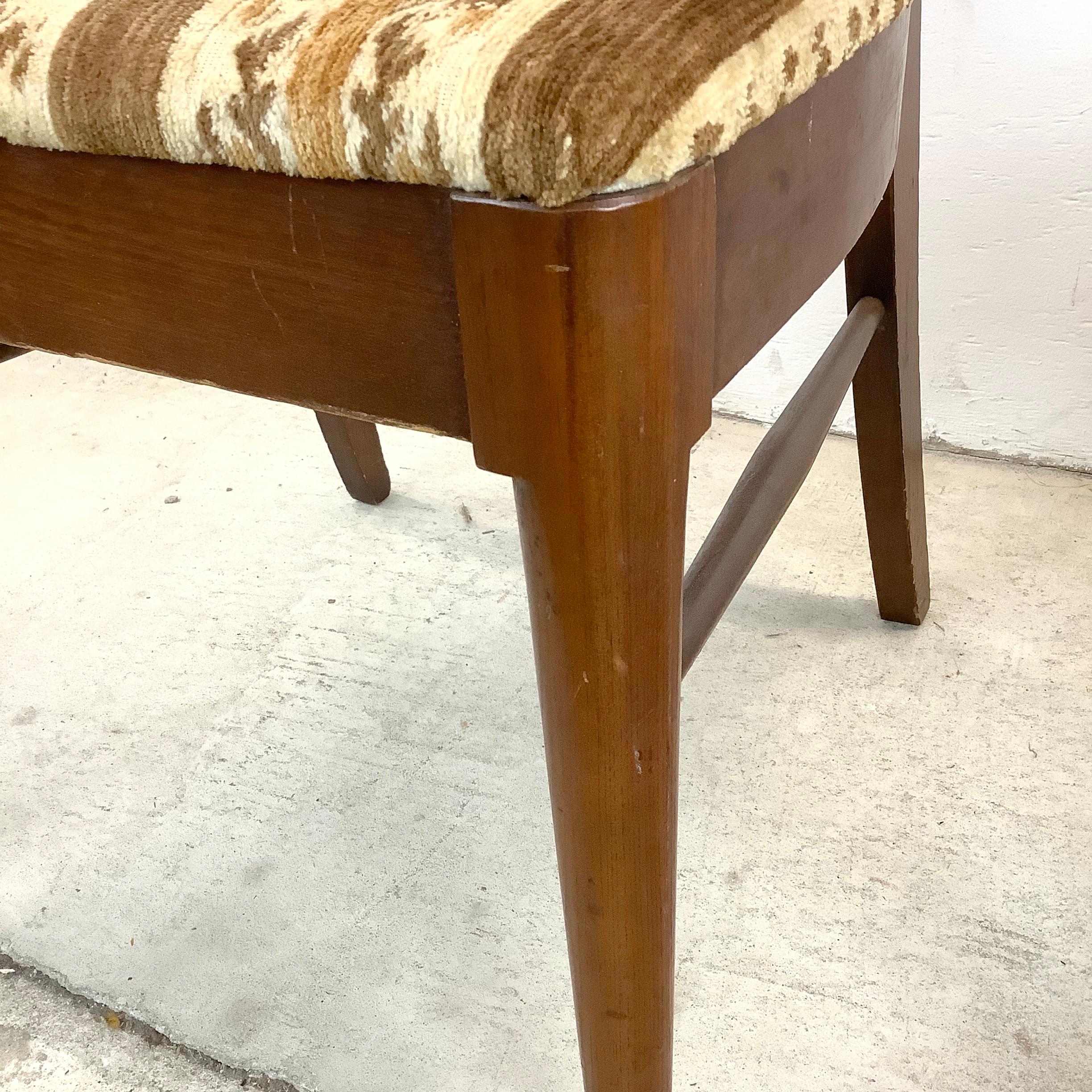 Mid-Century Modern Walnut Dining Chairs For Sale 7