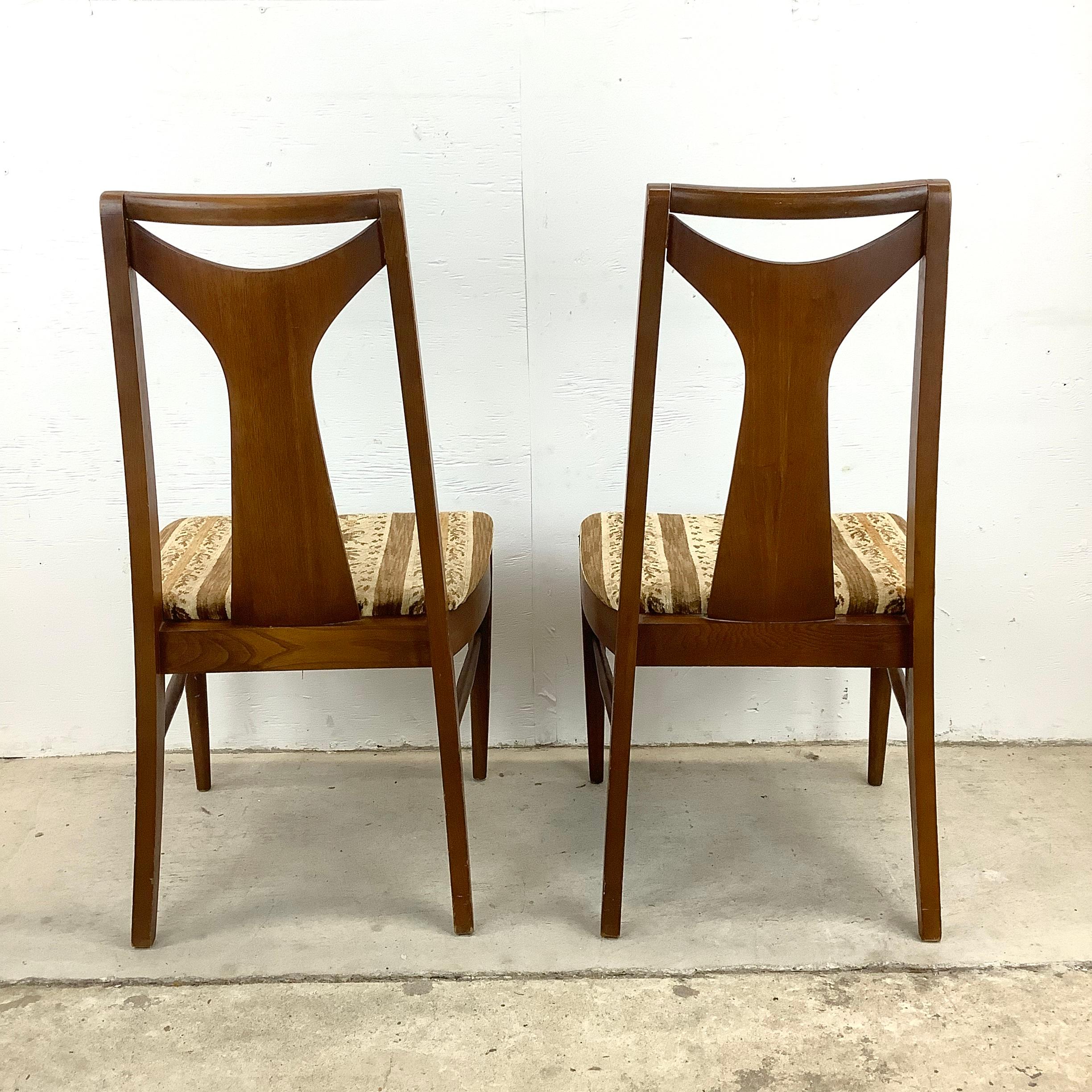 Mid-Century Modern Walnut Dining Chairs For Sale 2