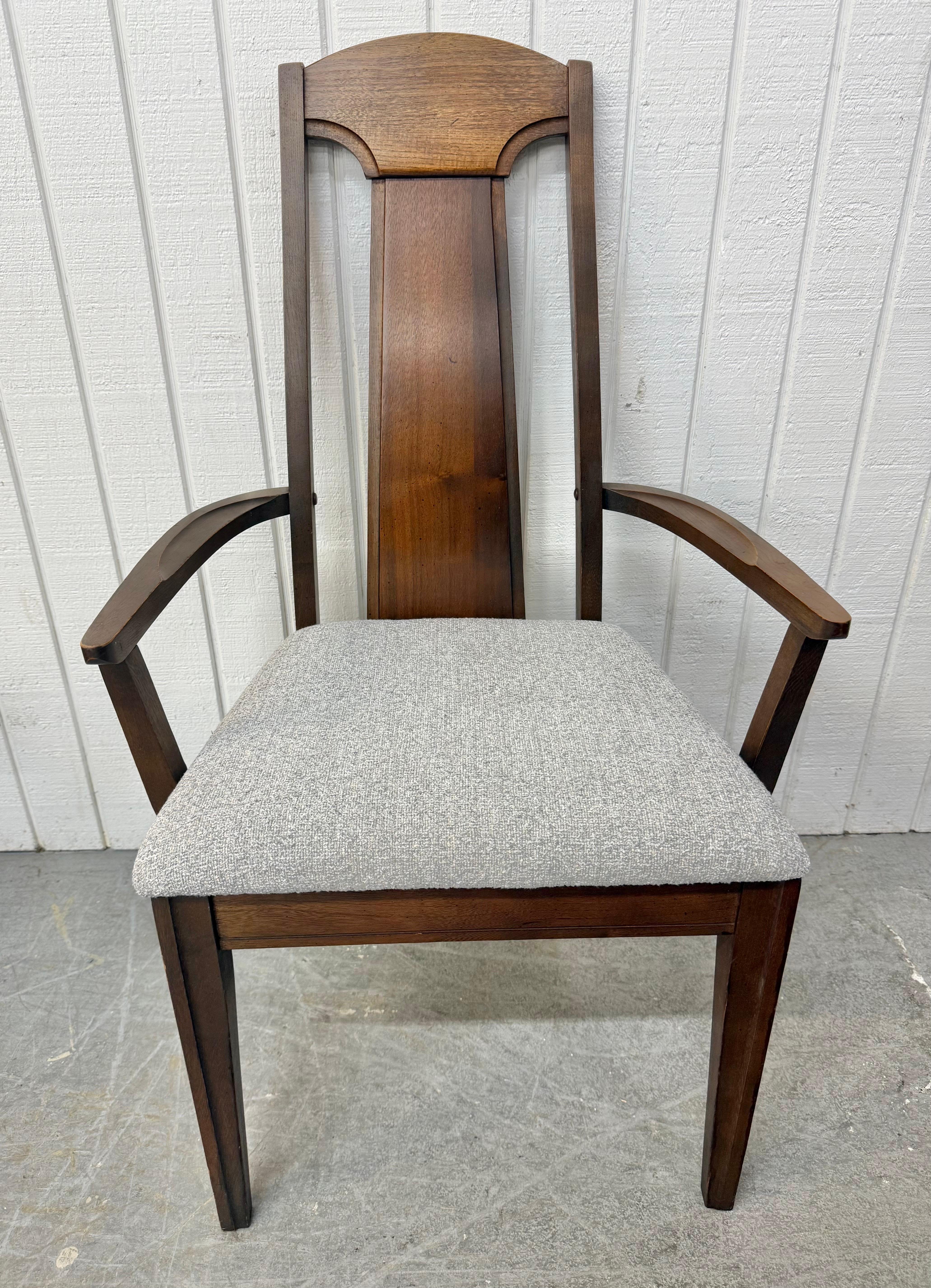 Mid-Century Modern Walnut Dining Chairs - Set of 6 In Good Condition For Sale In Clarksboro, NJ