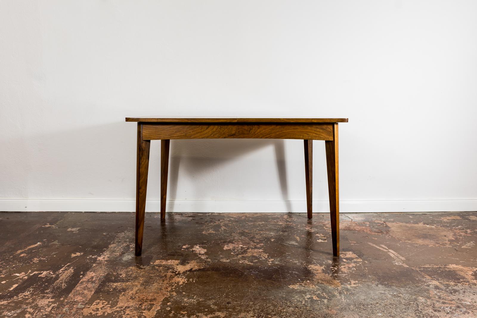 Mid-Century Modern Walnut Dining Table 1960's In Good Condition In Wroclaw, PL