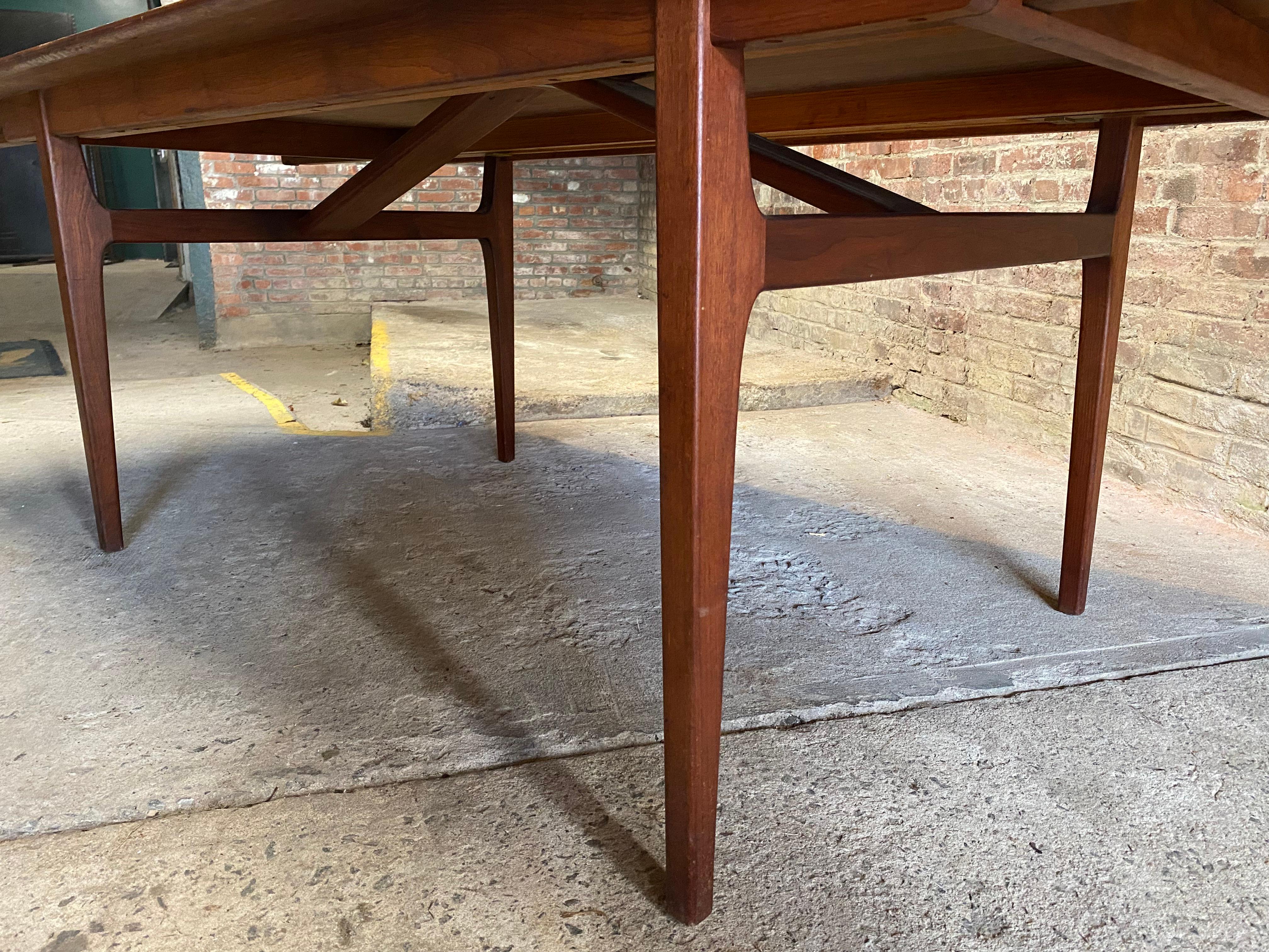 Mid Century Modern Walnut Dining Table by Al Huller for Furnwood Corporation 3