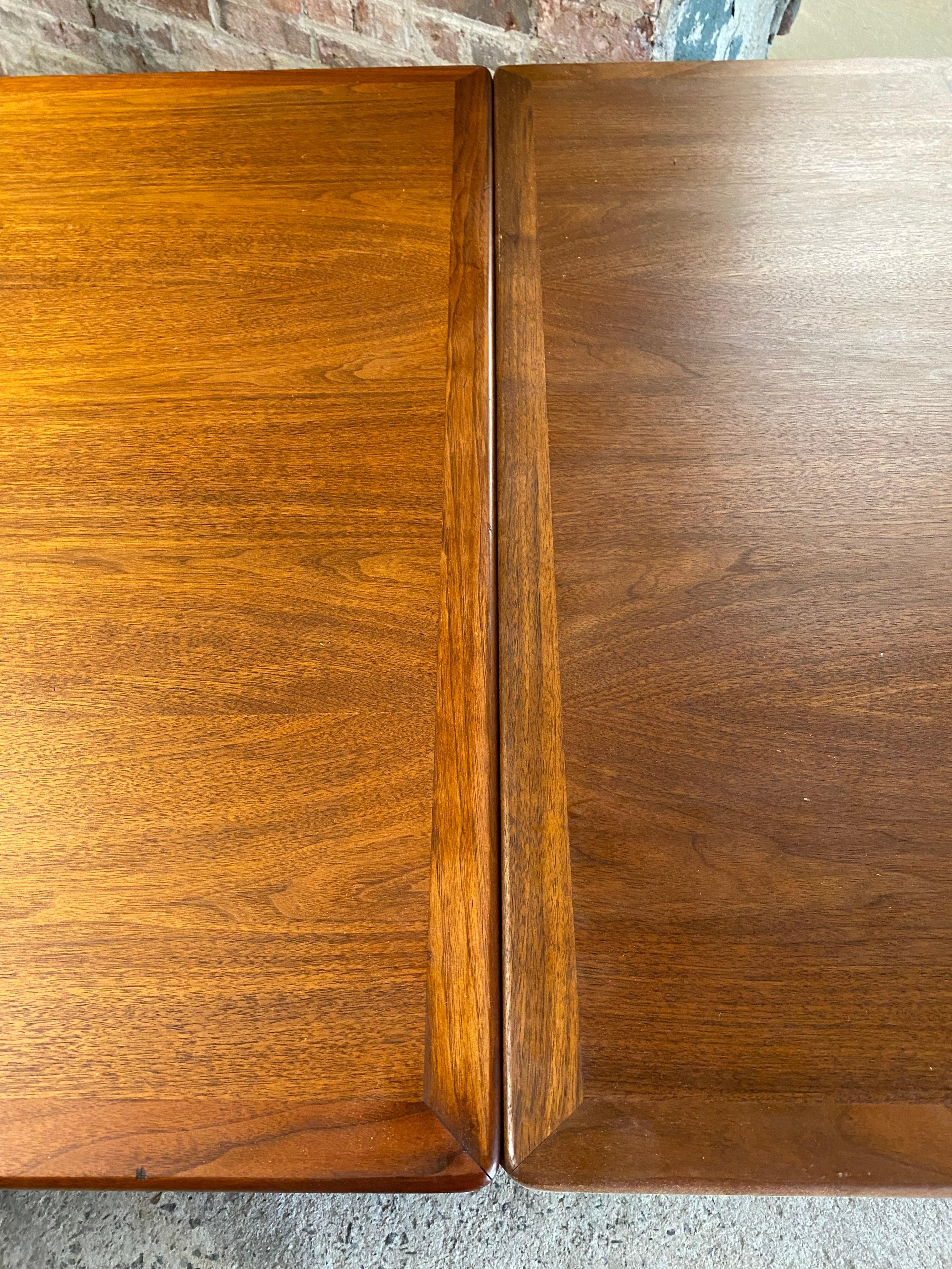 Mid Century Modern Walnut Dining Table by Al Huller for Furnwood Corporation 8
