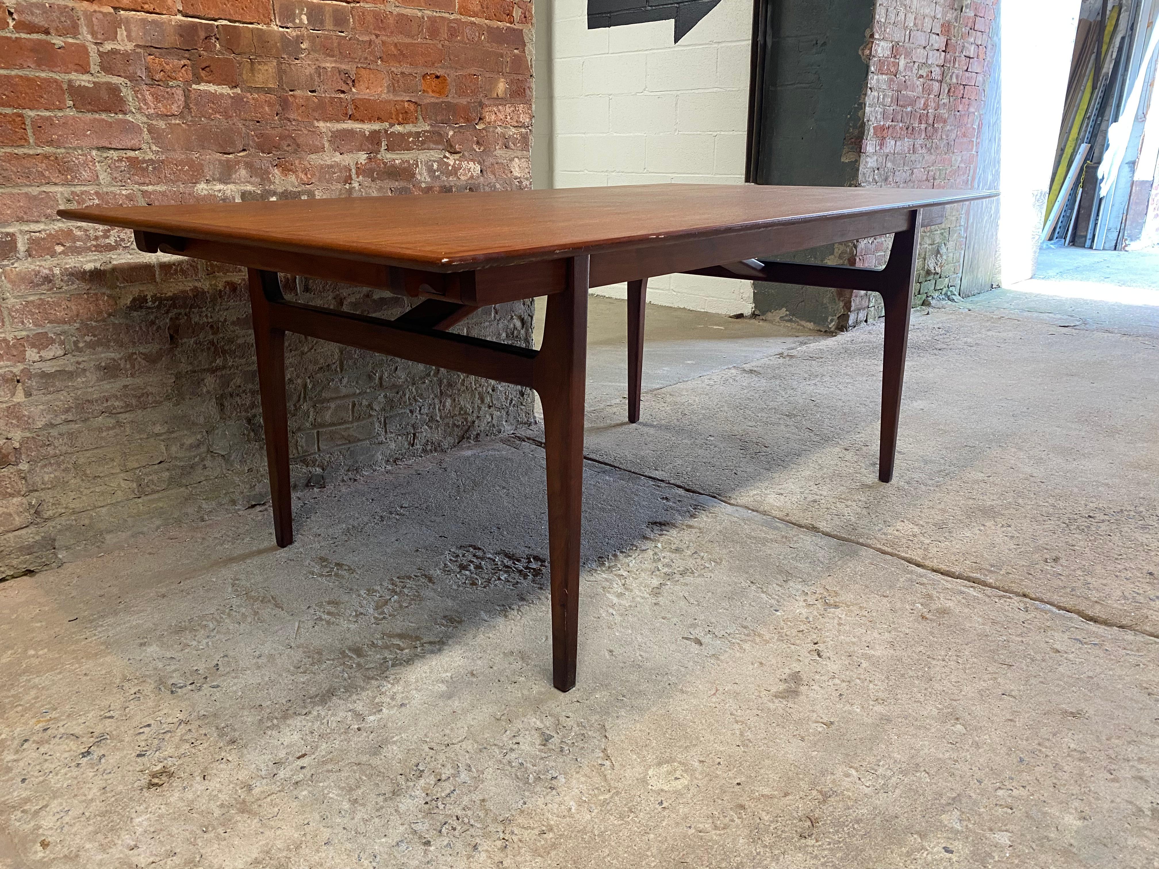 Mid-Century Modern Mid Century Modern Walnut Dining Table by Al Huller for Furnwood Corporation For Sale