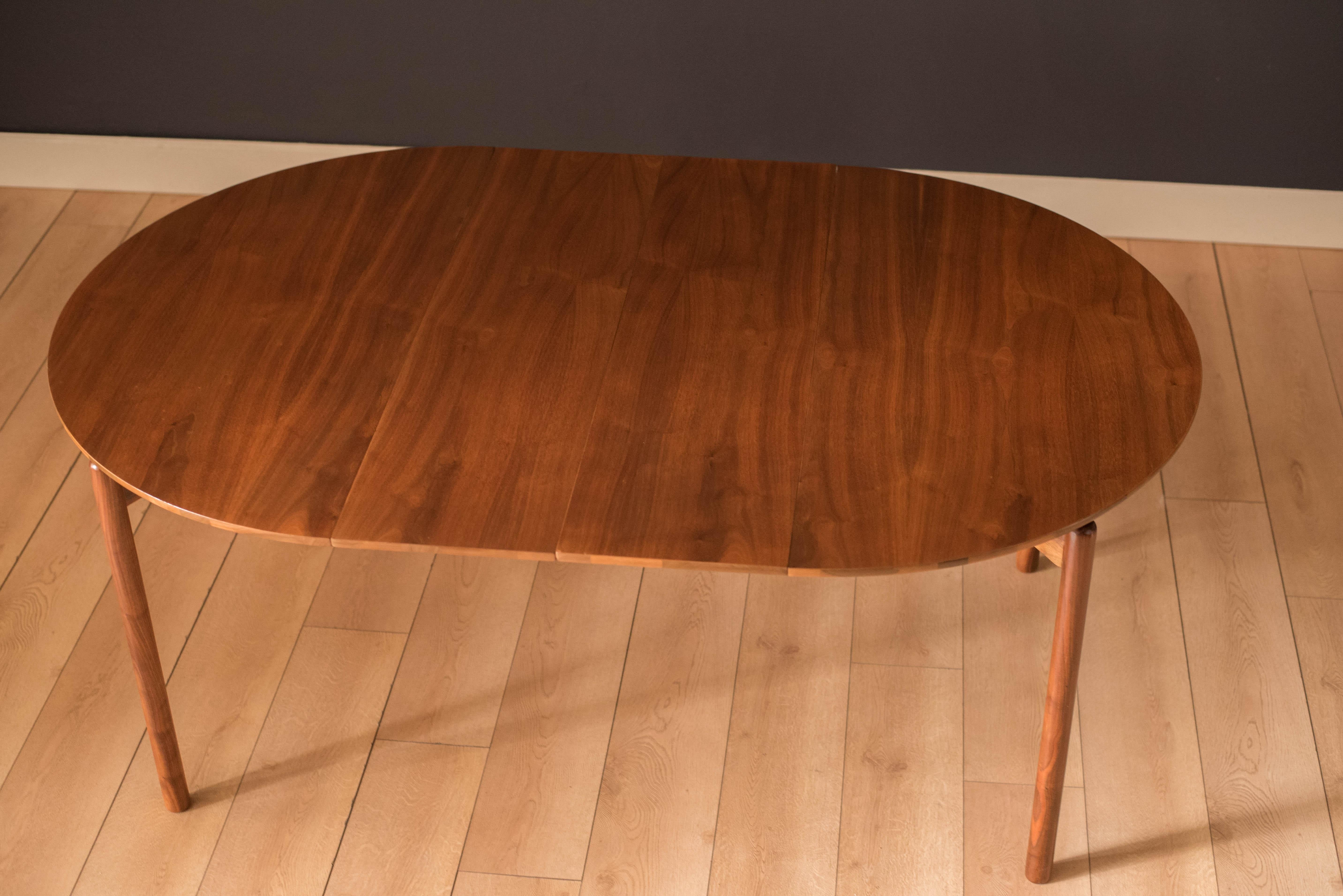 Mid-Century Modern Walnut Dining Table by Greta Grossman for Glenn of California 2