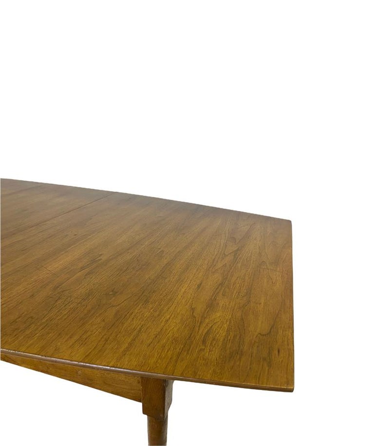 Mid Century Modern Walnut Dining Table For Sale at 1stDibs