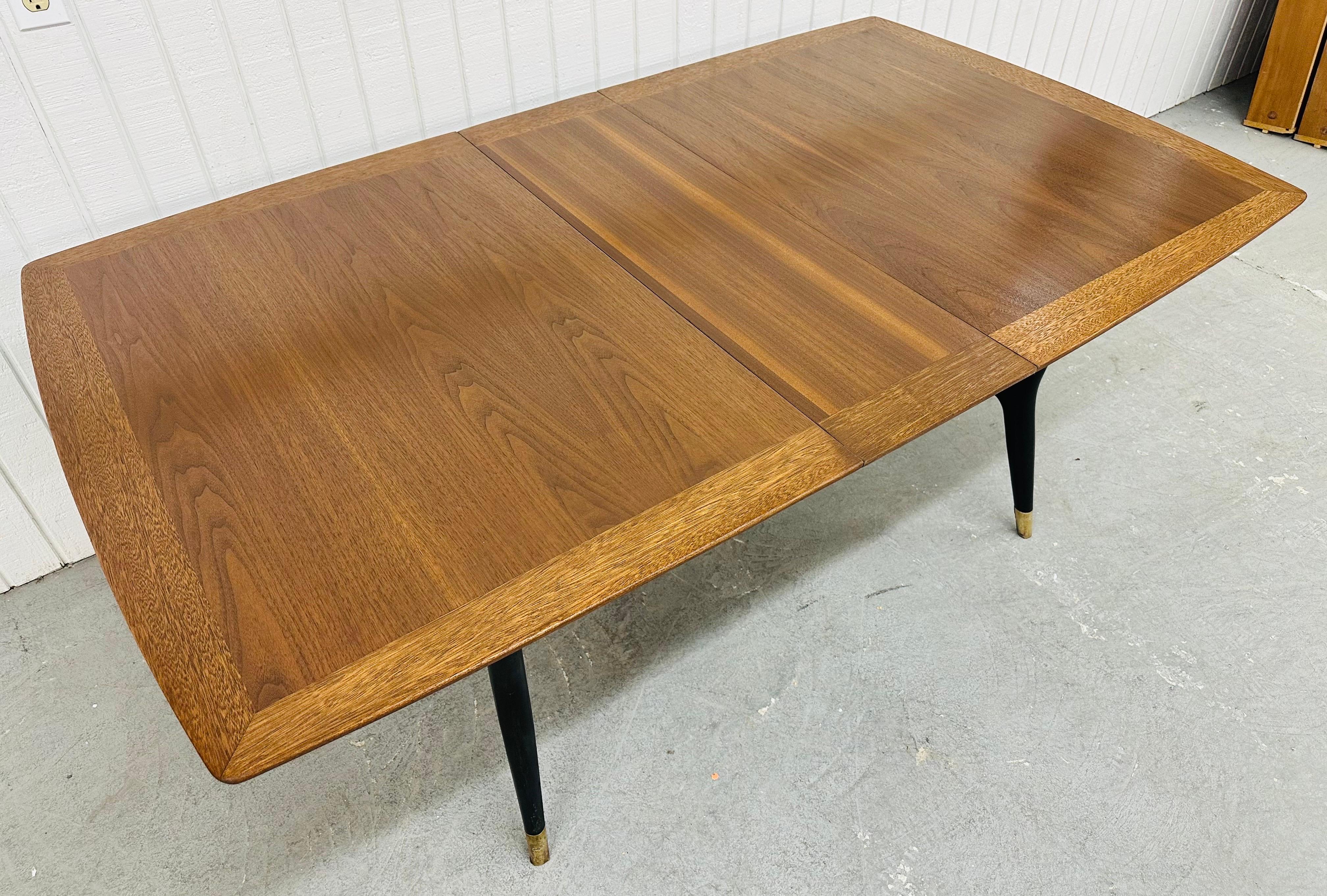 20th Century Mid-Century Modern Walnut Dining Table For Sale