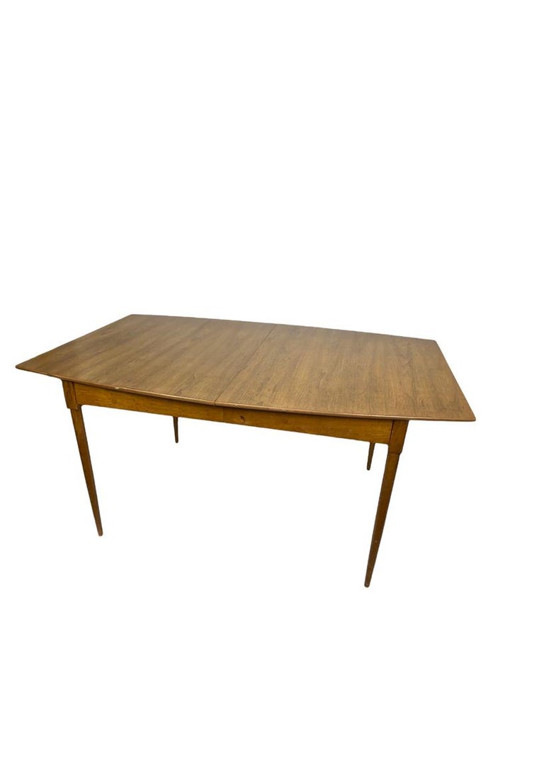 Mid Century Modern Walnut Dining Table For Sale at 1stDibs