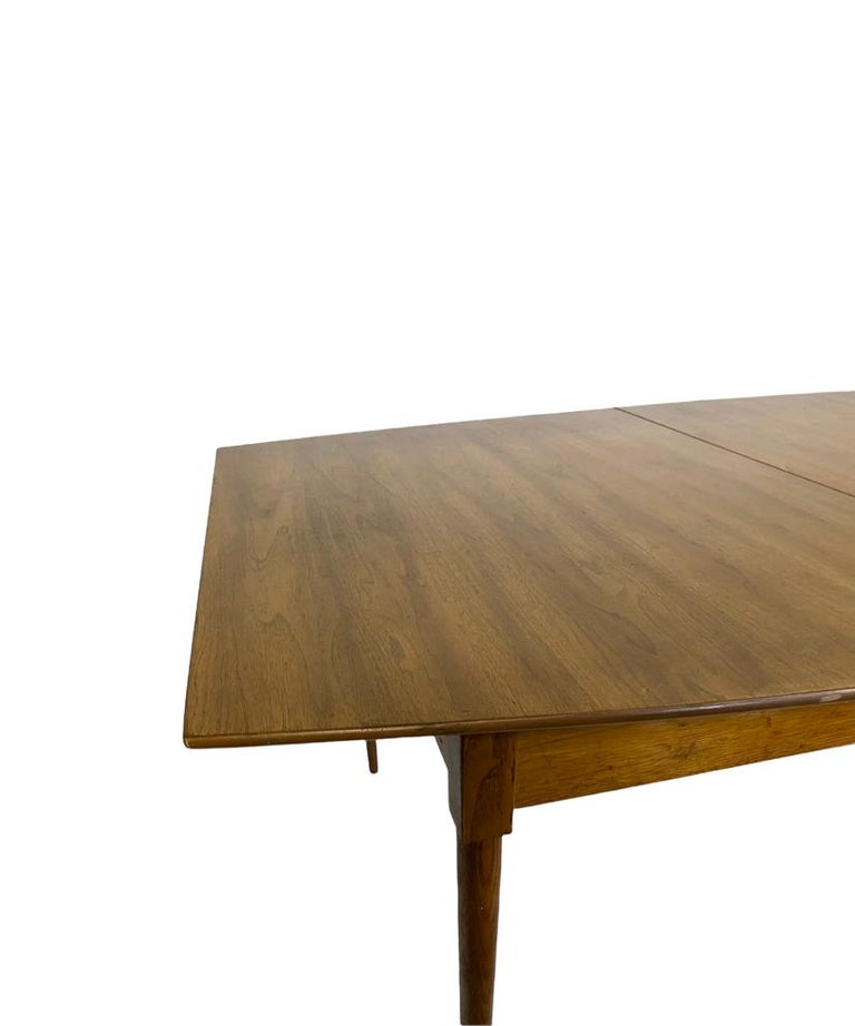 Mid Century Modern Walnut Dining Table For Sale at 1stDibs