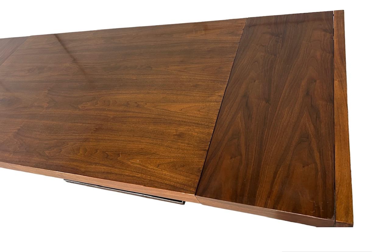 Mid Century Modern Walnut Dining Table With 2 Leaves By Milo Baughman Founders For Sale 3