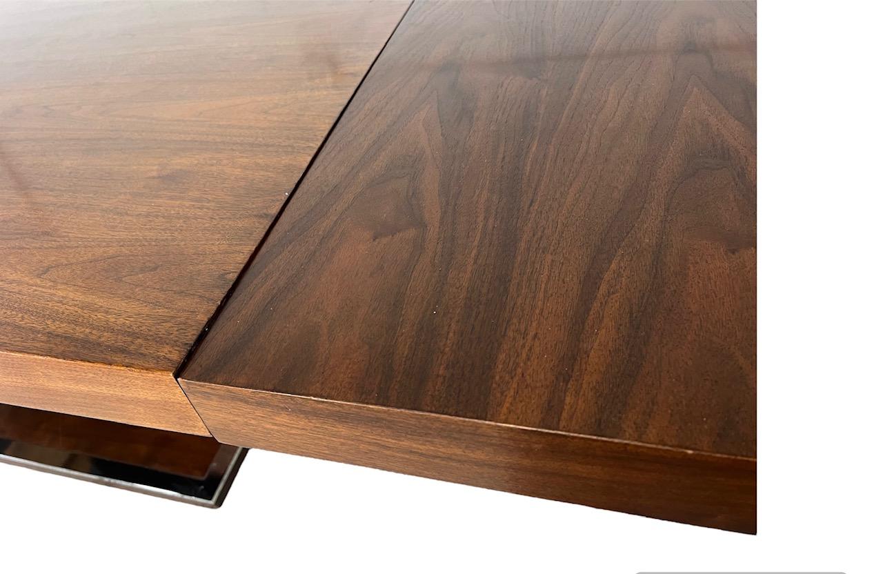 Mid Century Modern Walnut Dining Table With 2 Leaves By Milo Baughman Founders For Sale 4
