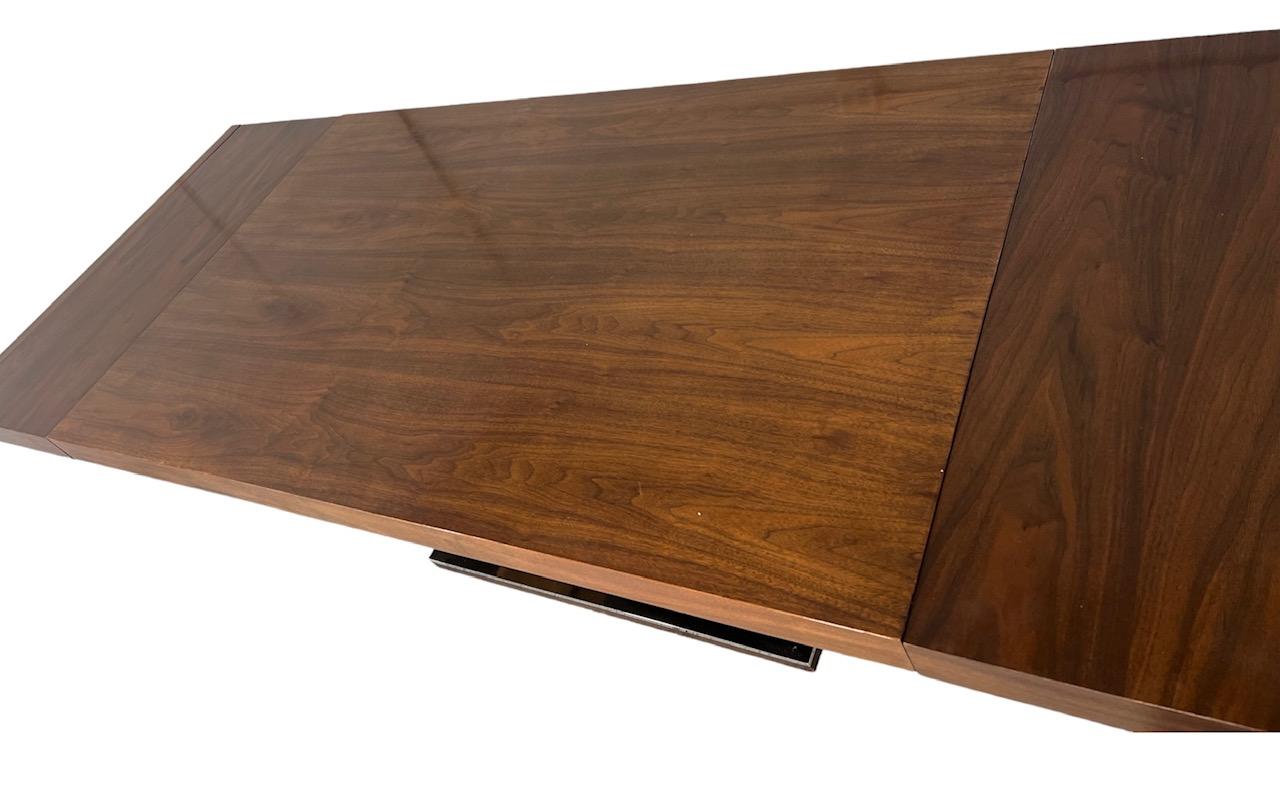 Mid Century Modern Walnut Dining Table With 2 Leaves By Milo Baughman Founders For Sale 2