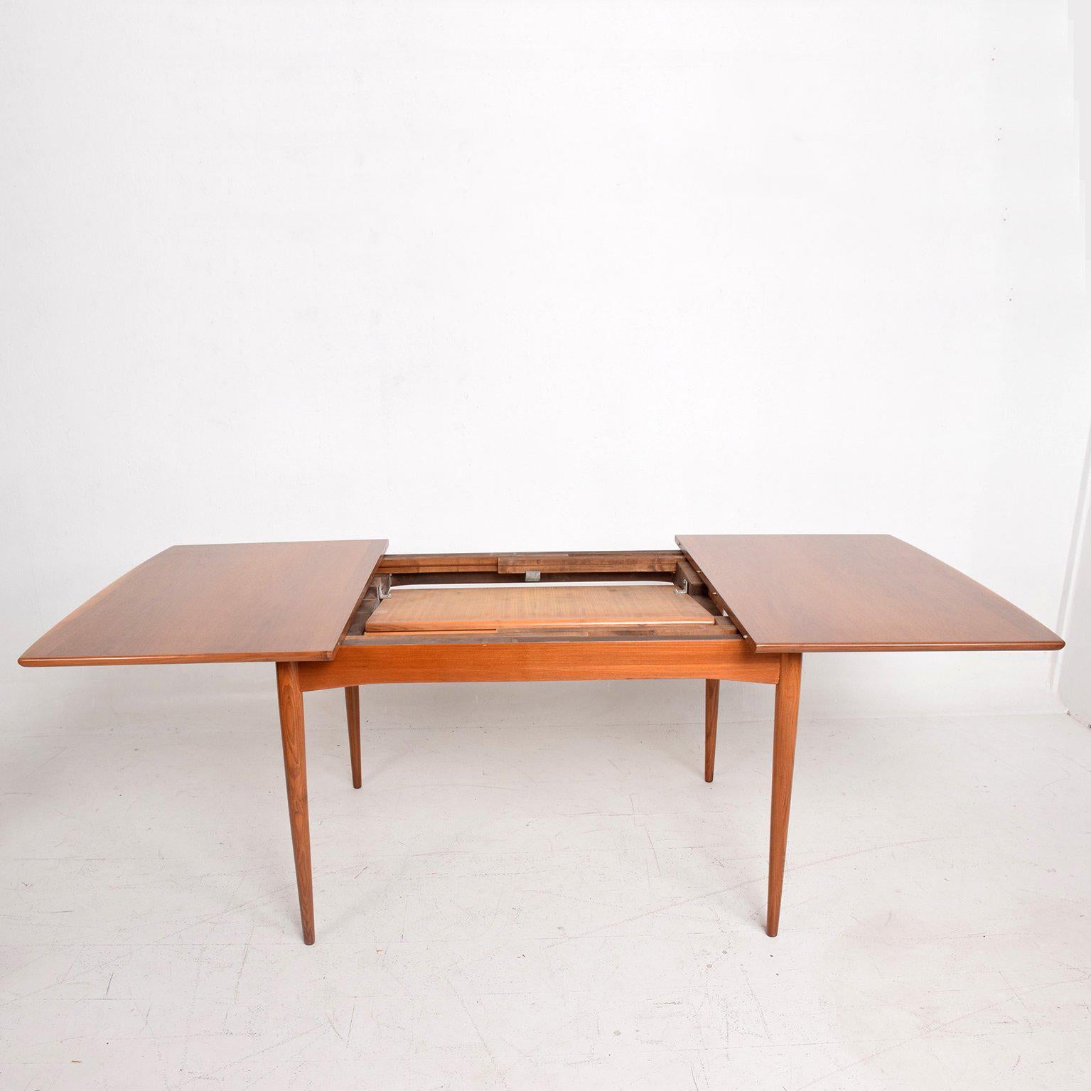 Mid-20th Century Mid-Century Modern Walnut Dining Table with Built in Extension