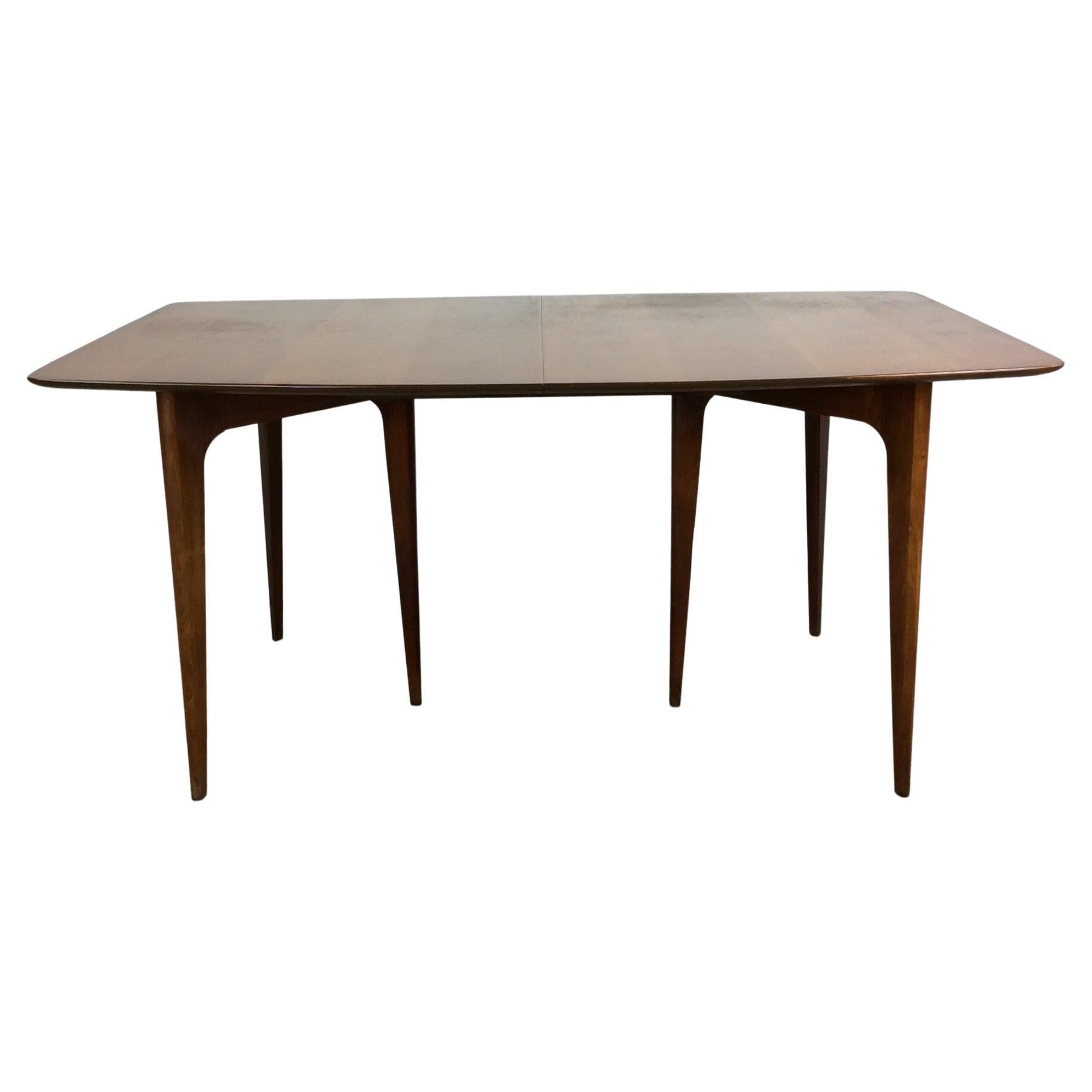 Table de salle à manger en noyer avec plateau en Wood Woods, Mid Century Modern