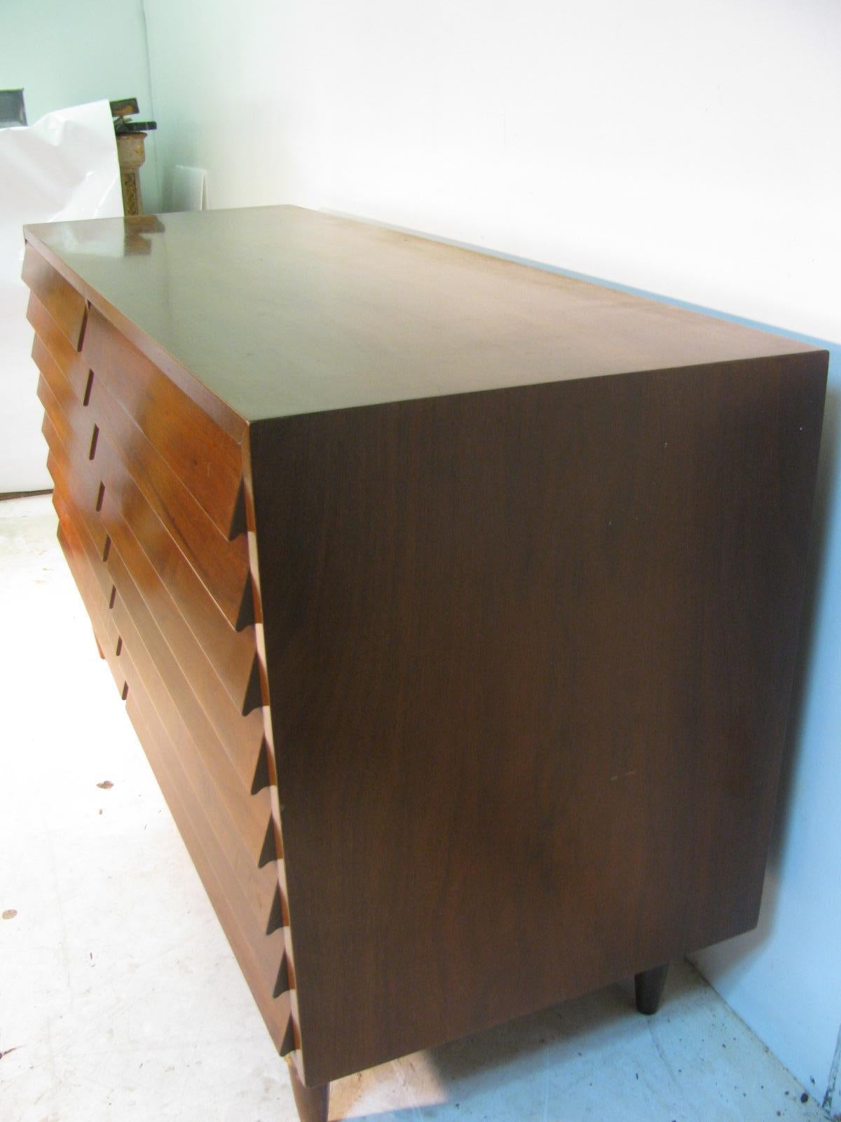 Mid-Century Modern Walnut Dresser American of Martinsville by Merton Gershun 3