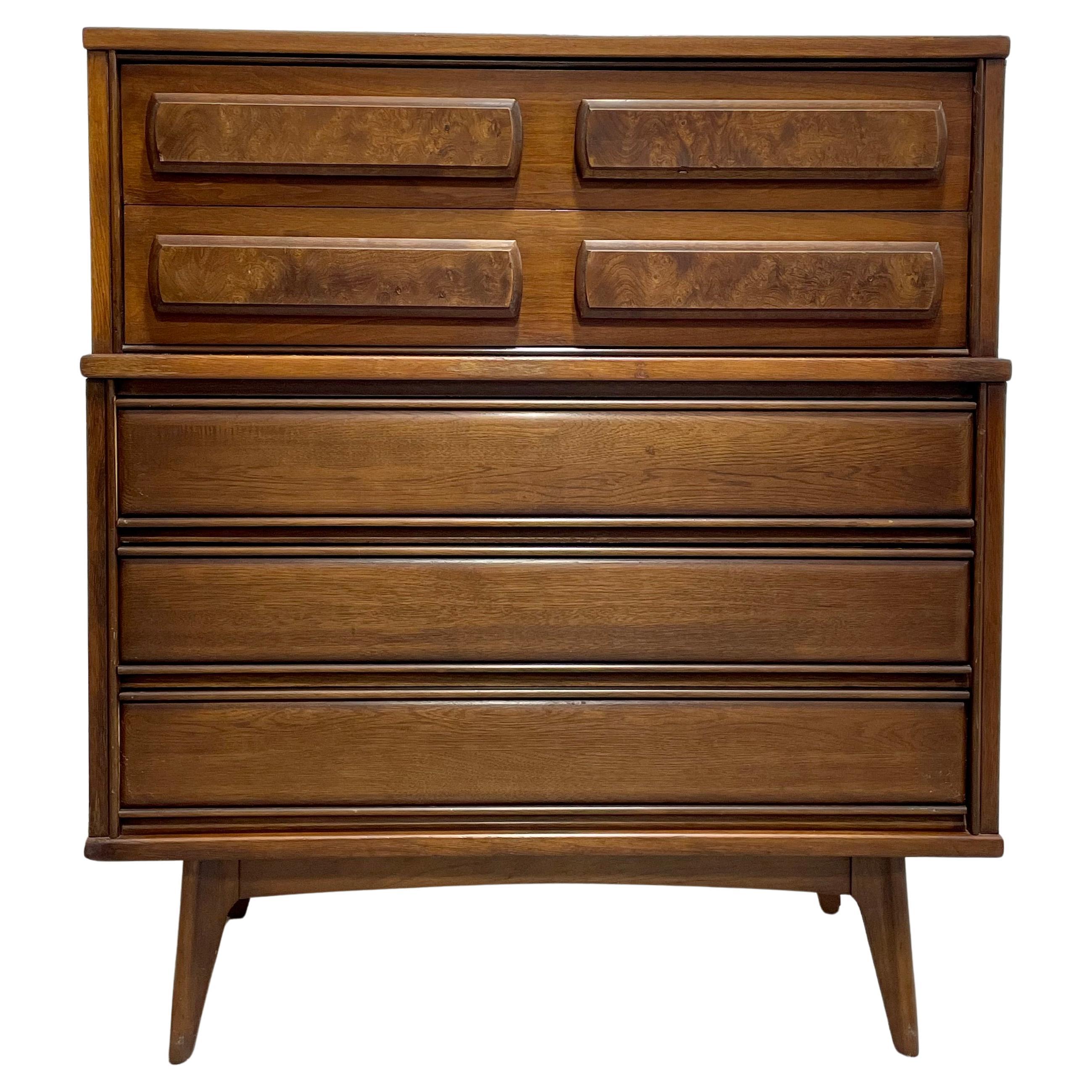 Mid Century MODERN Walnut DRESSER Burled Drawers by United Furniture, c. 1960s