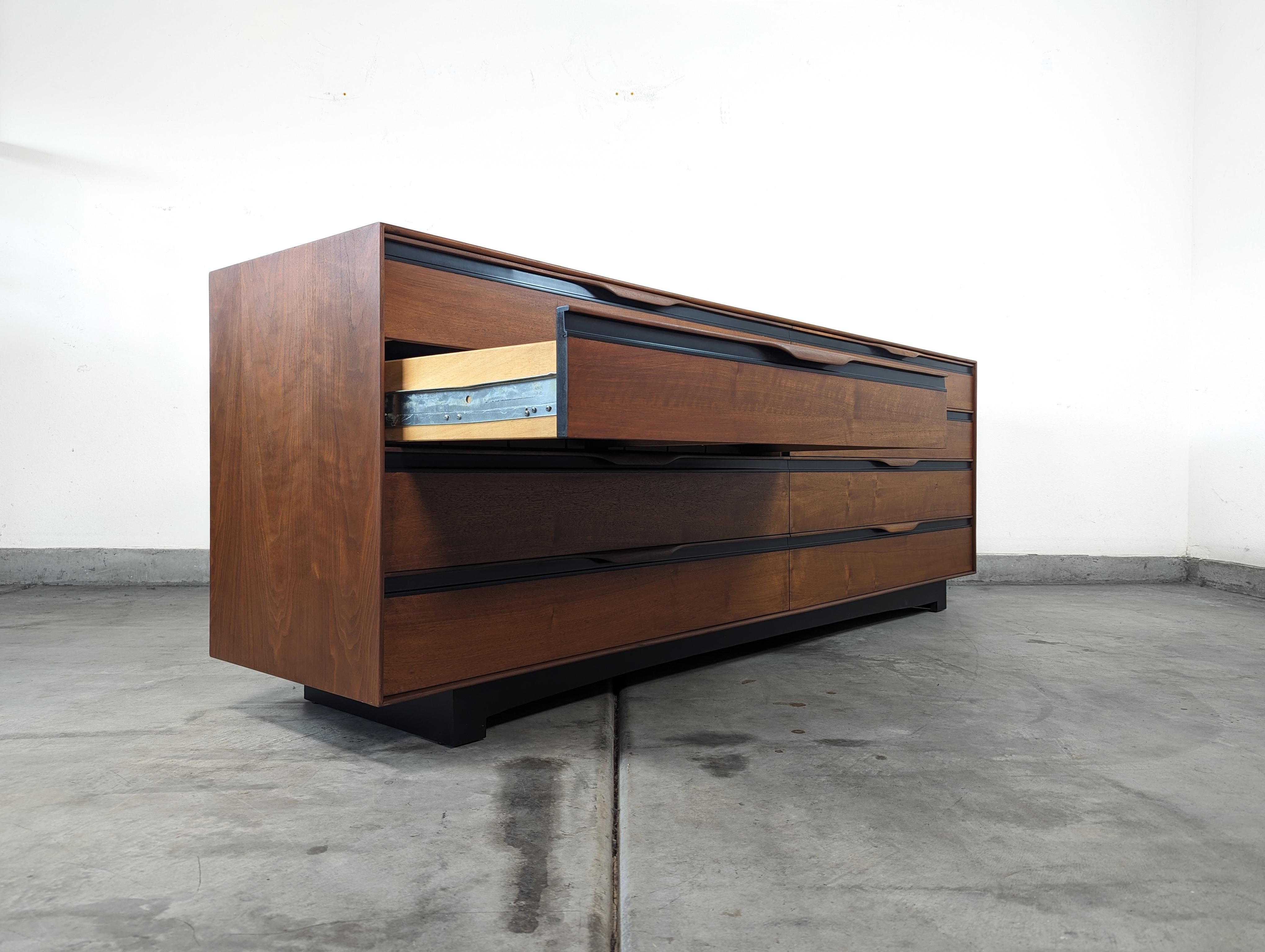Laminate Mid Century Modern Walnut Dresser by John Kapel for Glenn Of California, c1960s