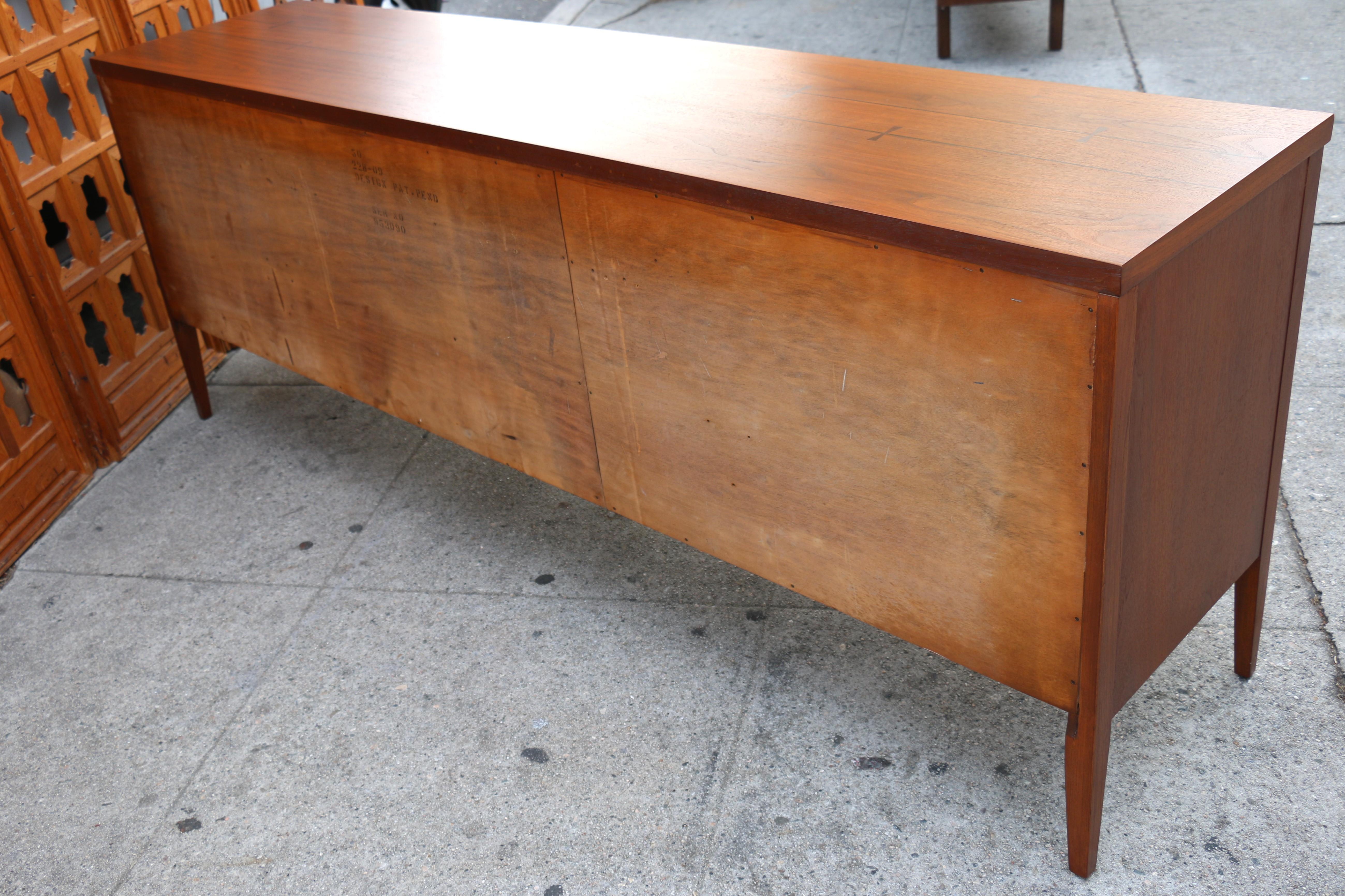 Mid-Century Modern Walnut Dresser by Lane For Sale 8