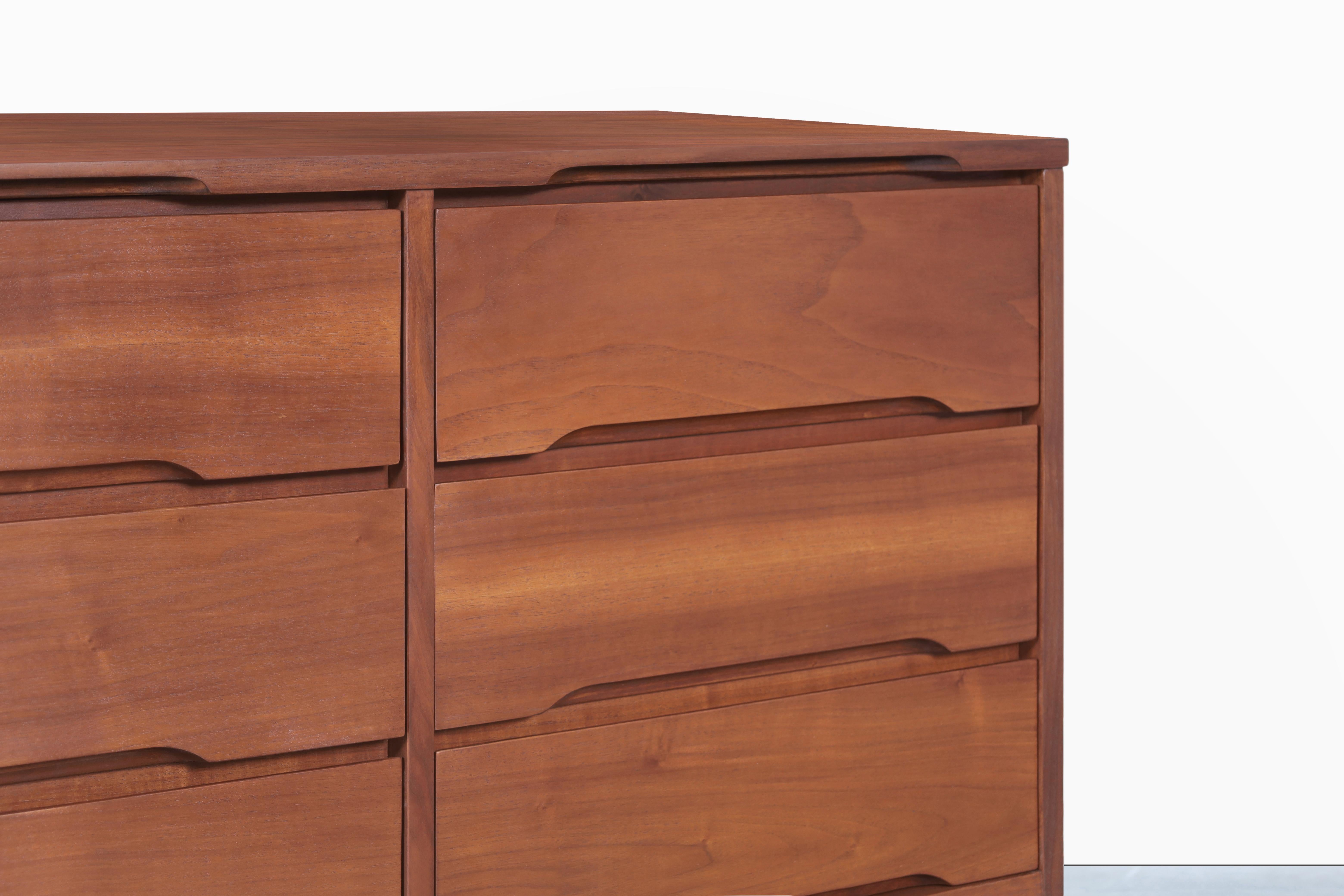 Mid-20th Century Mid-Century Modern Walnut Dresser by Stanley Furniture For Sale