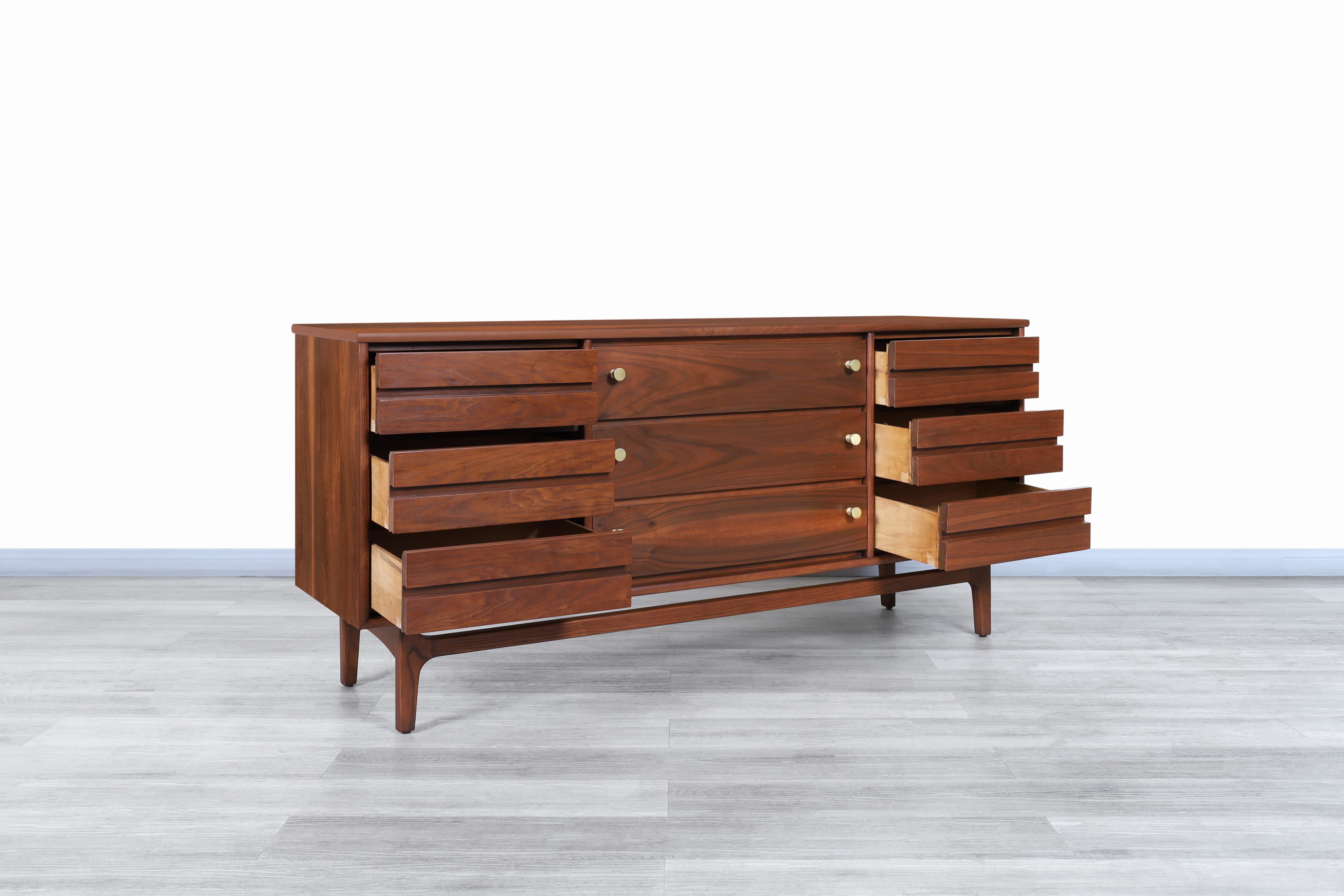 Mid-20th Century Mid-Century Modern Walnut Dresser by Stanley Furniture