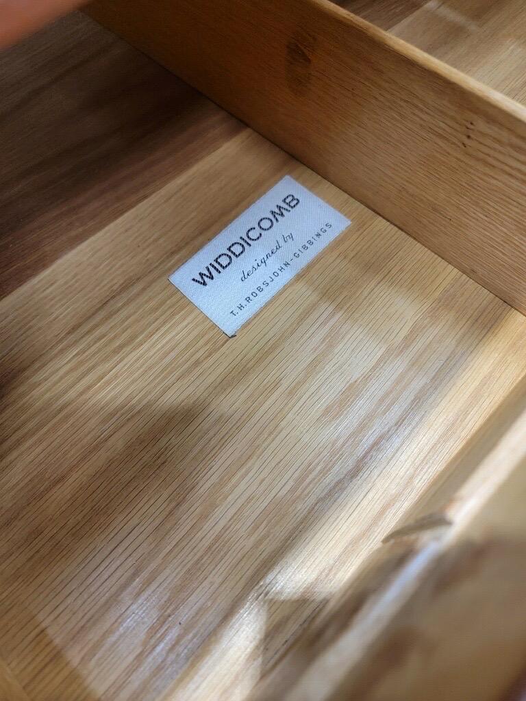 Mid Century Modern Walnut Dresser by T.H. Robsjohn-Gidding for Widdicomb For Sale 1