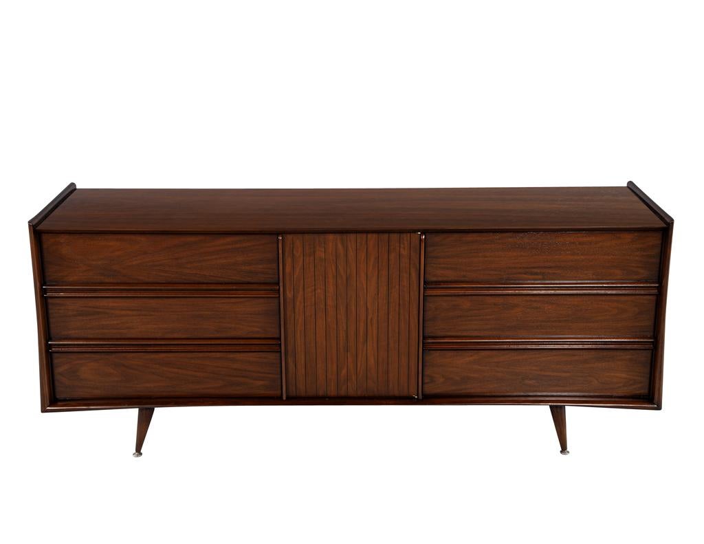Mid-Century Modern Walnut Dresser Cabinet For Sale 13