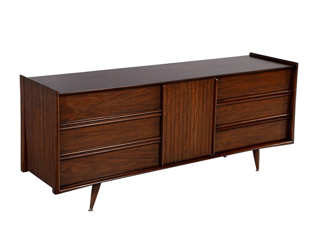 Mid-Century Modern Walnut Dresser Cabinet For Sale 14