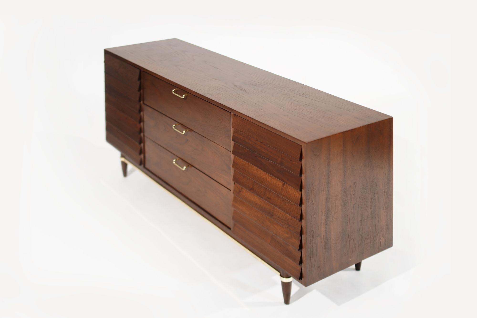 20th Century Mid Century Modern Walnut Dresser with Brass Accents, C. 1950s For Sale