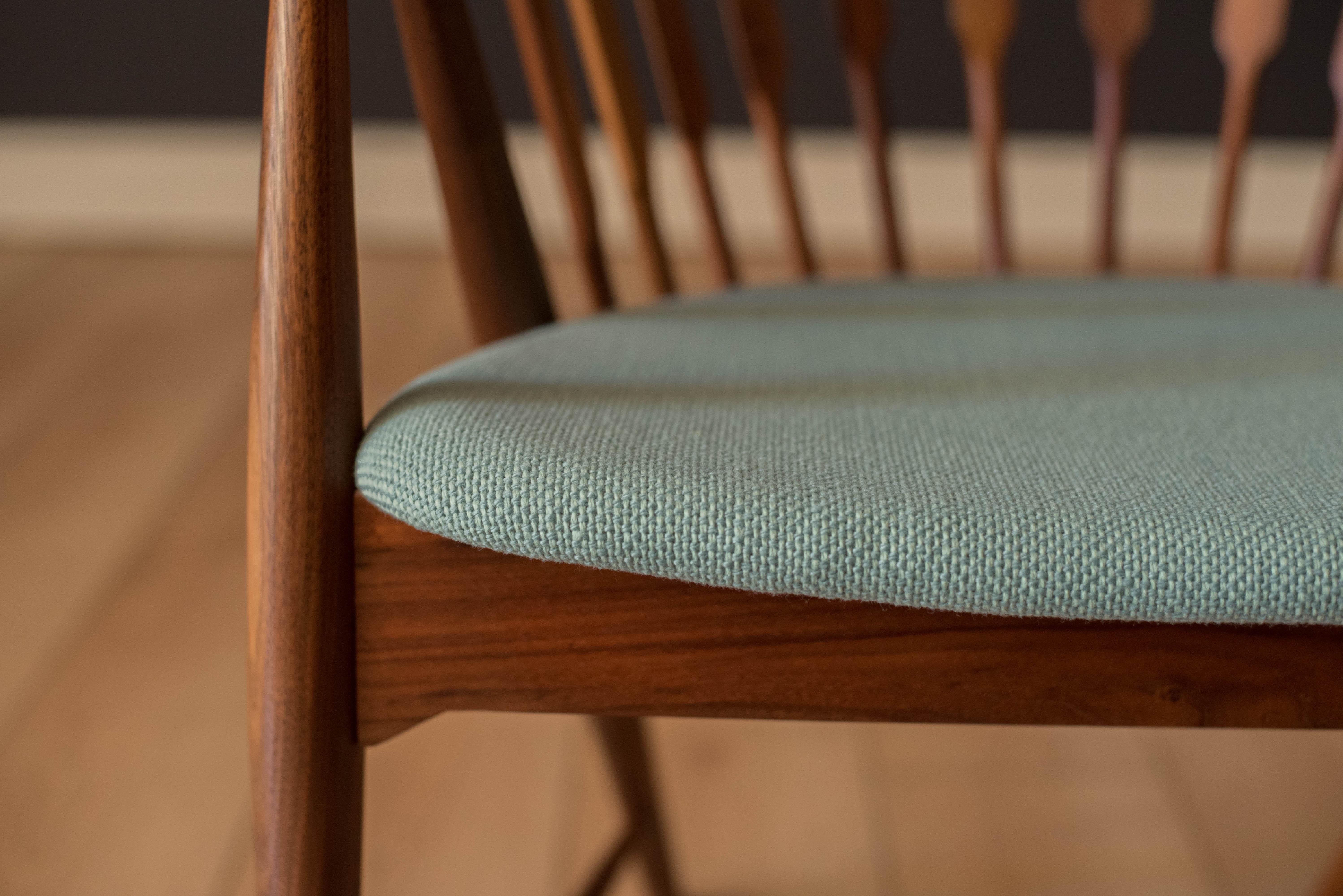 Mid-Century Modern Walnut Drexel Declaration Captain's Chair 3