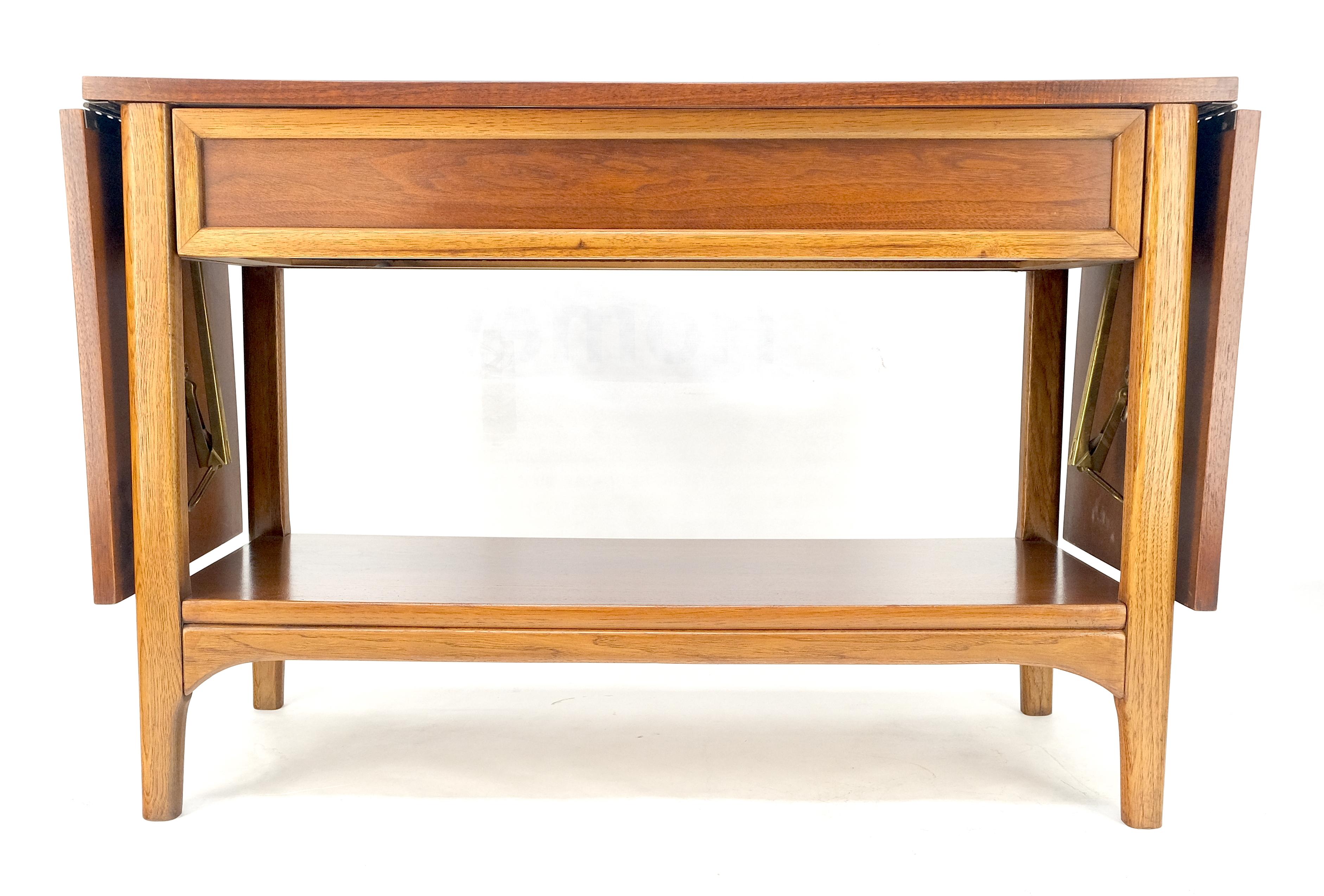Mid Century Modern Walnut Drop Leaf One Drawer Serving Table Server MINT For Sale 6