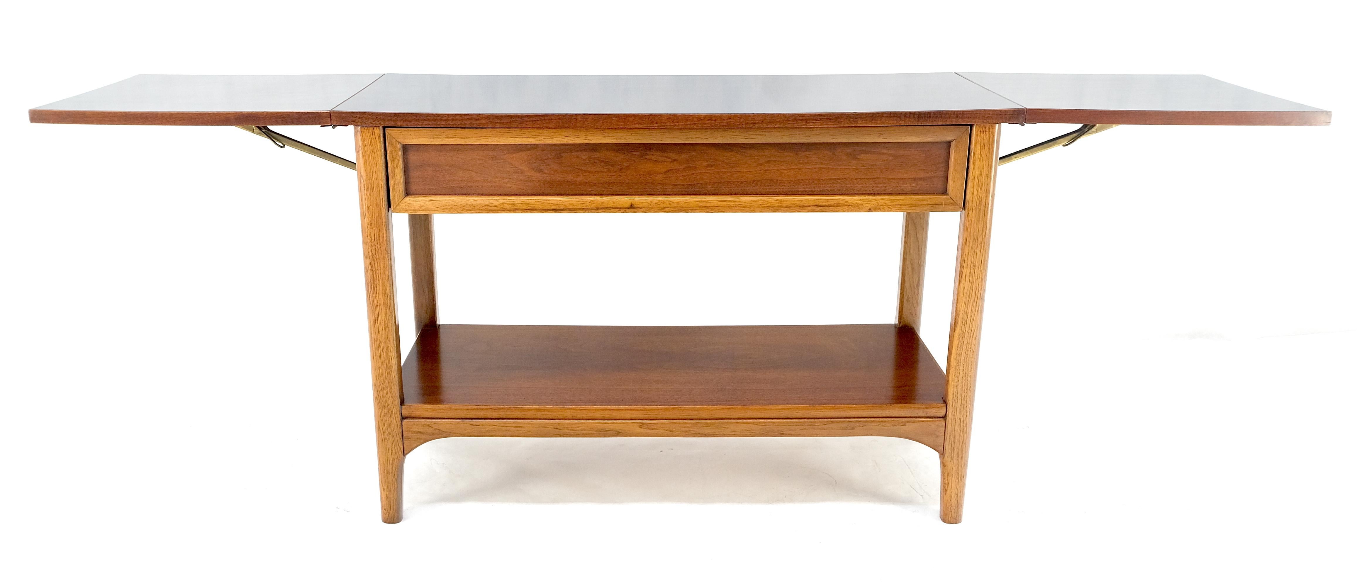 Mid-Century Modern Mid Century Modern Walnut Drop Leaf One Drawer Serving Table Server MINT For Sale