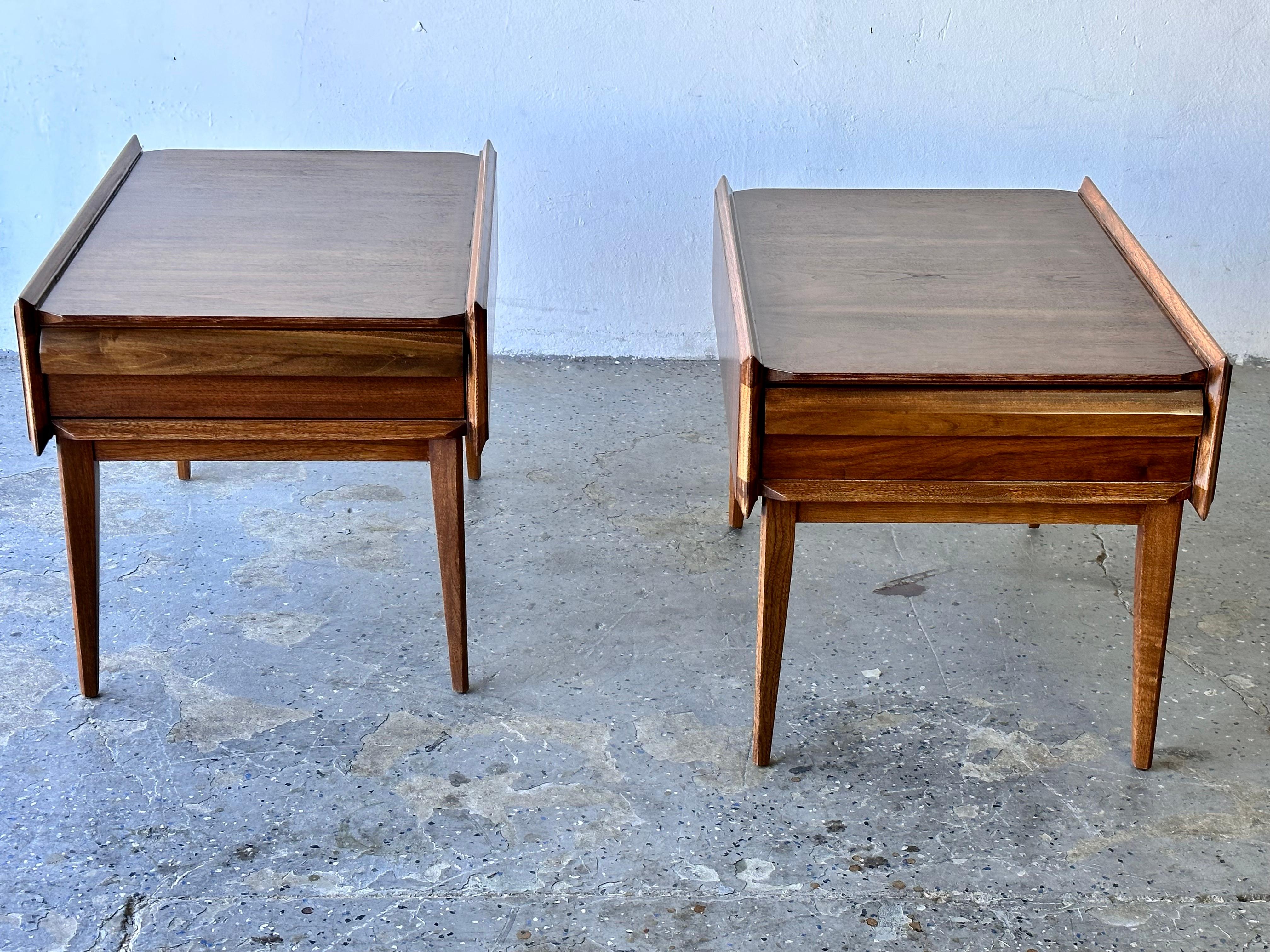 Mid Century Modern Walnut End Tables First Edition Collection by Lane For Sale 7