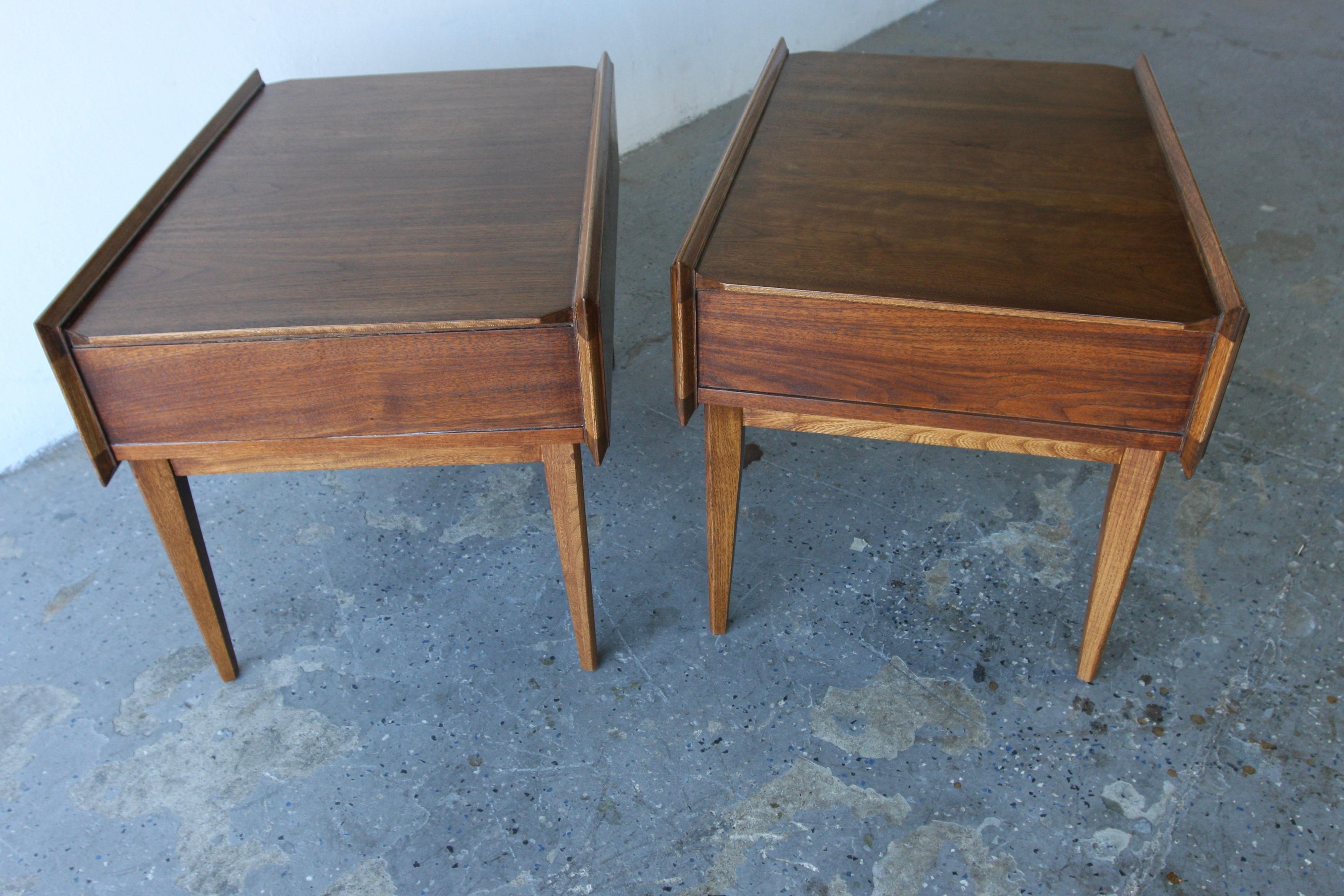 Mid Century Modern Walnut End Tables First Edition Collection by Lane For Sale 2