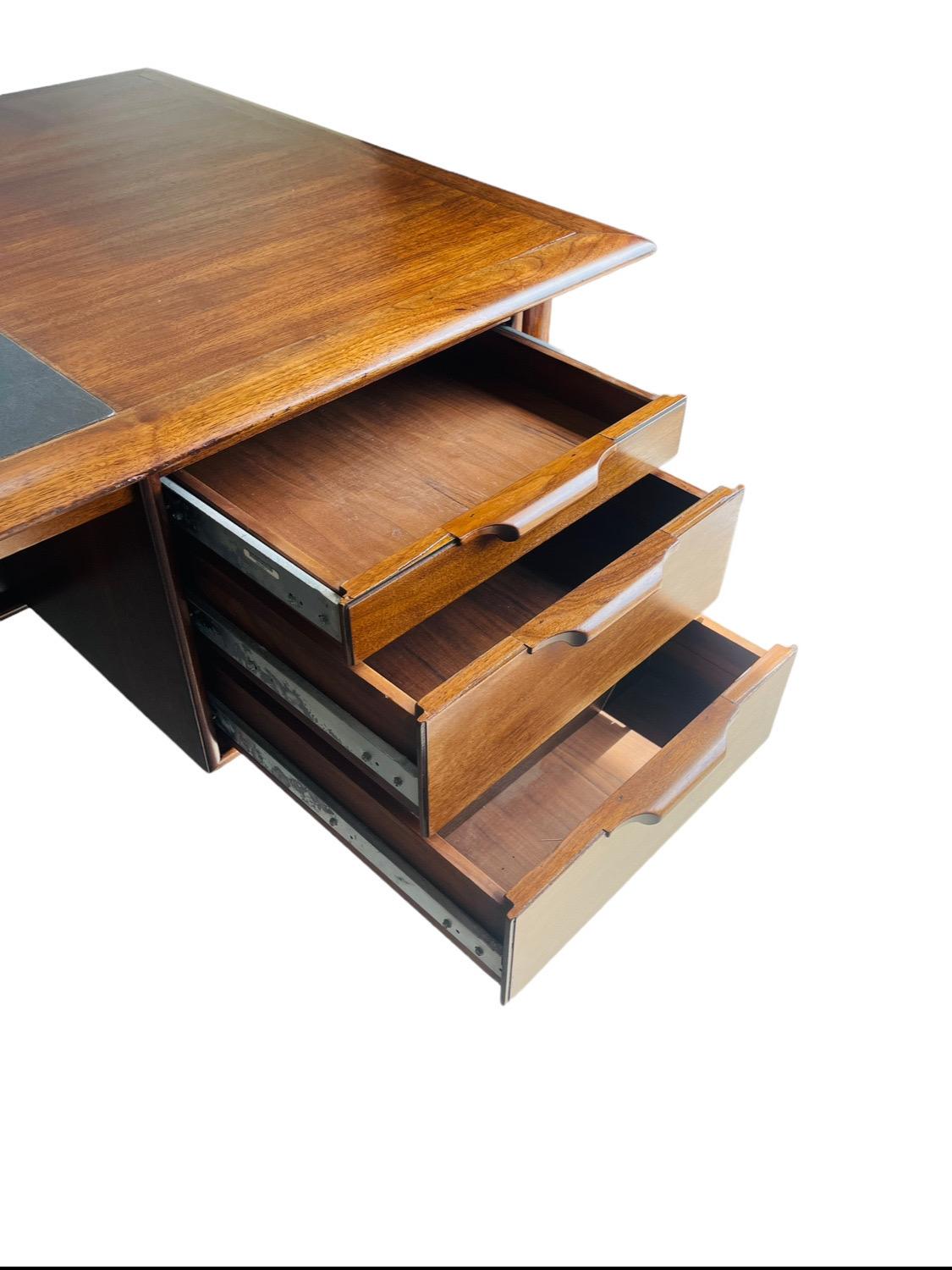 20th Century Mid Century Modern Walnut Executive Desk by Castillian Alma For Sale