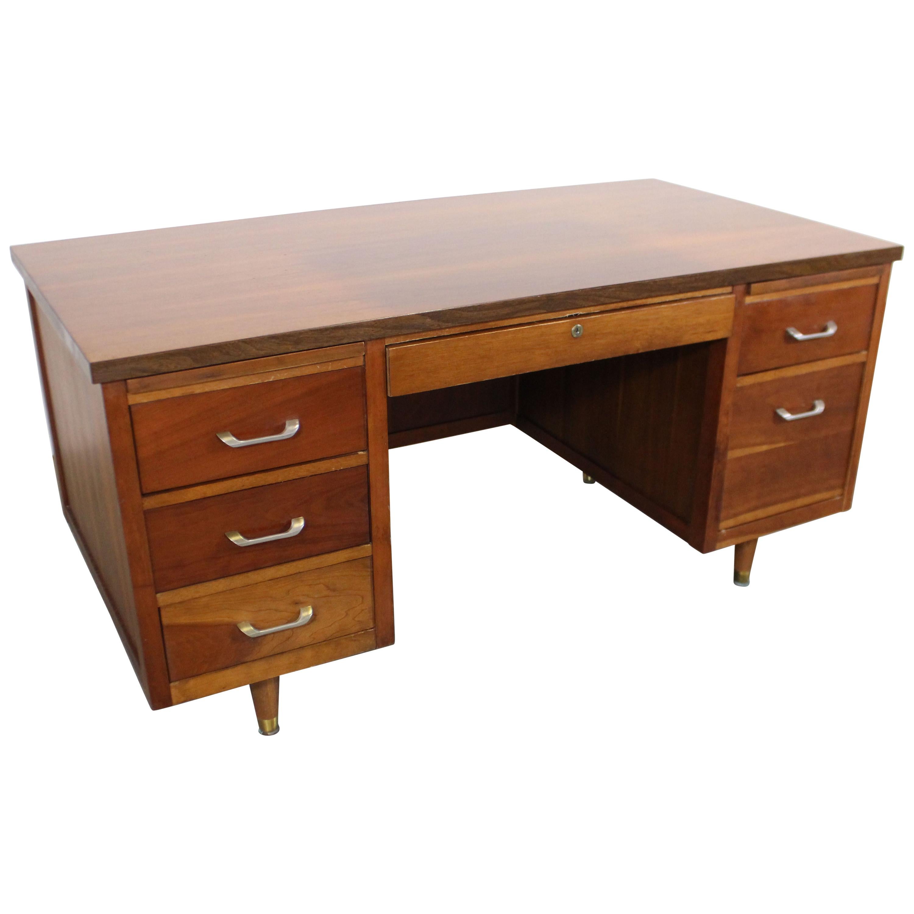 Mid-Century Modern Walnut Executive Desk at 1stDibs