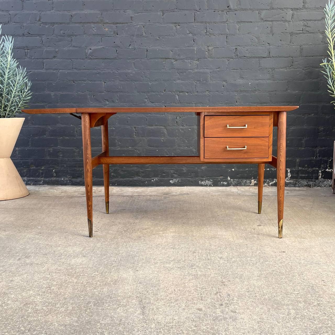 Newly Refinished - Mid-Century Modern Walnut Expanding Desk by Lane In Excellent Condition For Sale In Los Angeles, CA