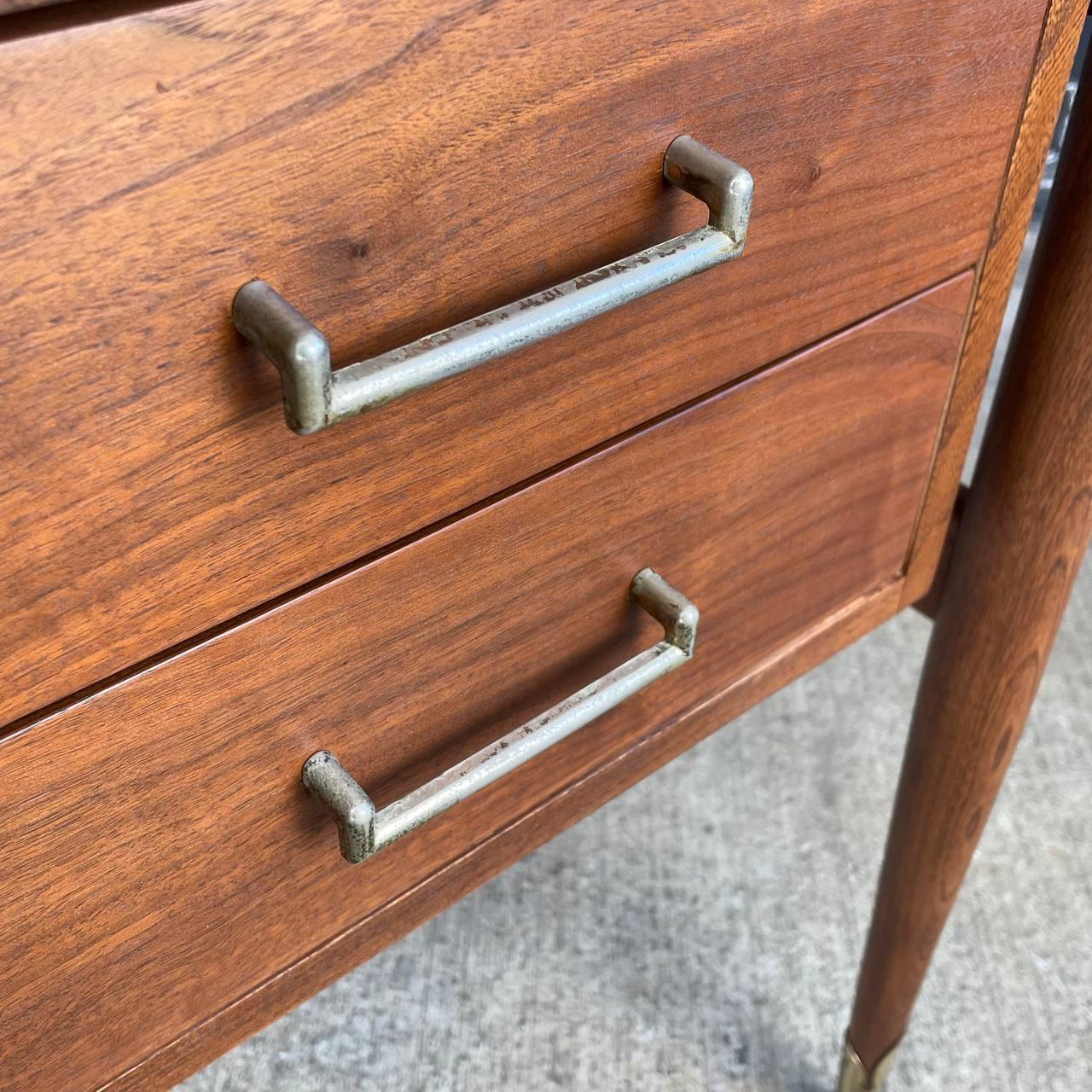 Newly Refinished - Mid-Century Modern Walnut Expanding Desk by Lane For Sale 1