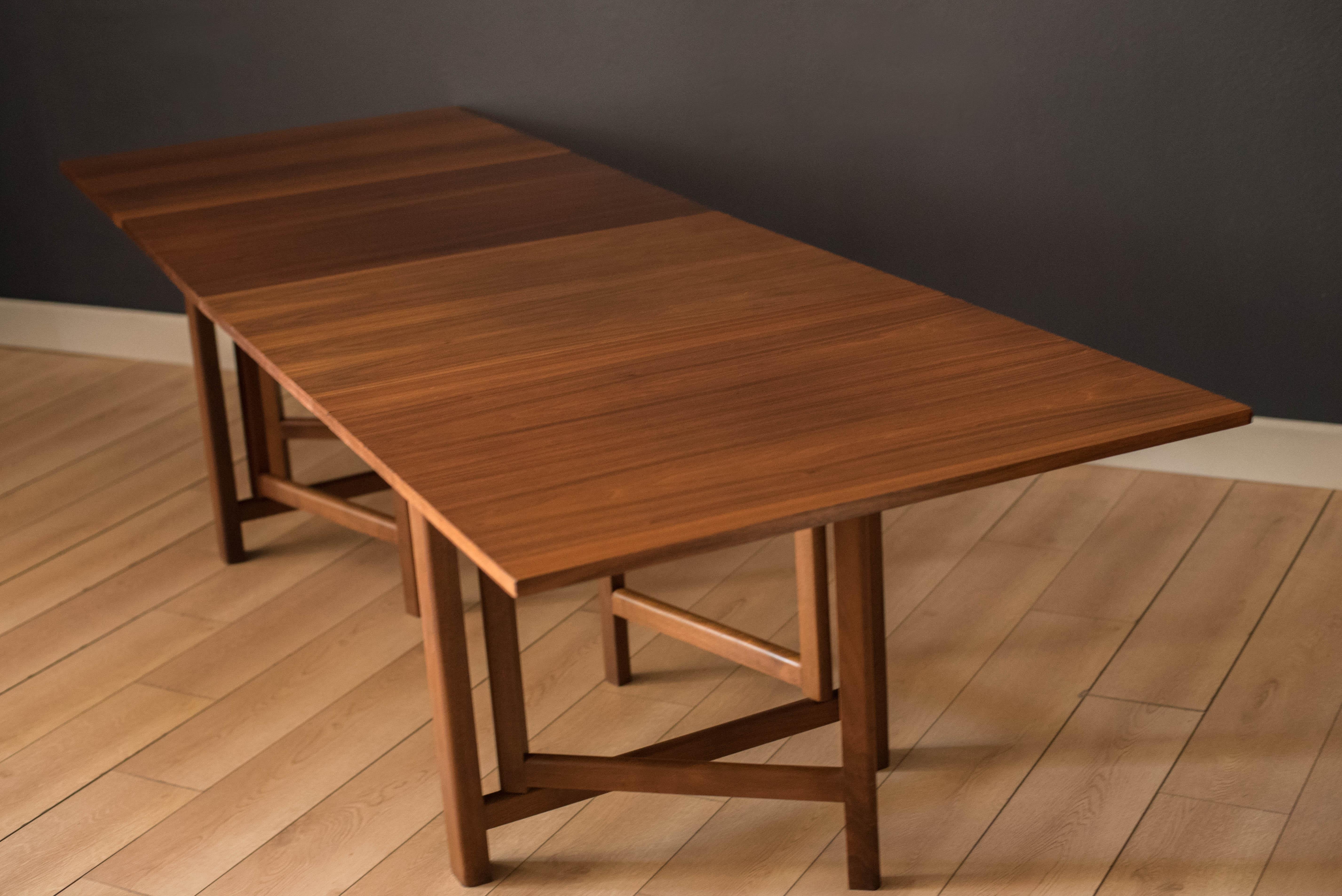 Mid-Century Modern Walnut Extending Drop Leaf Dining Table 3
