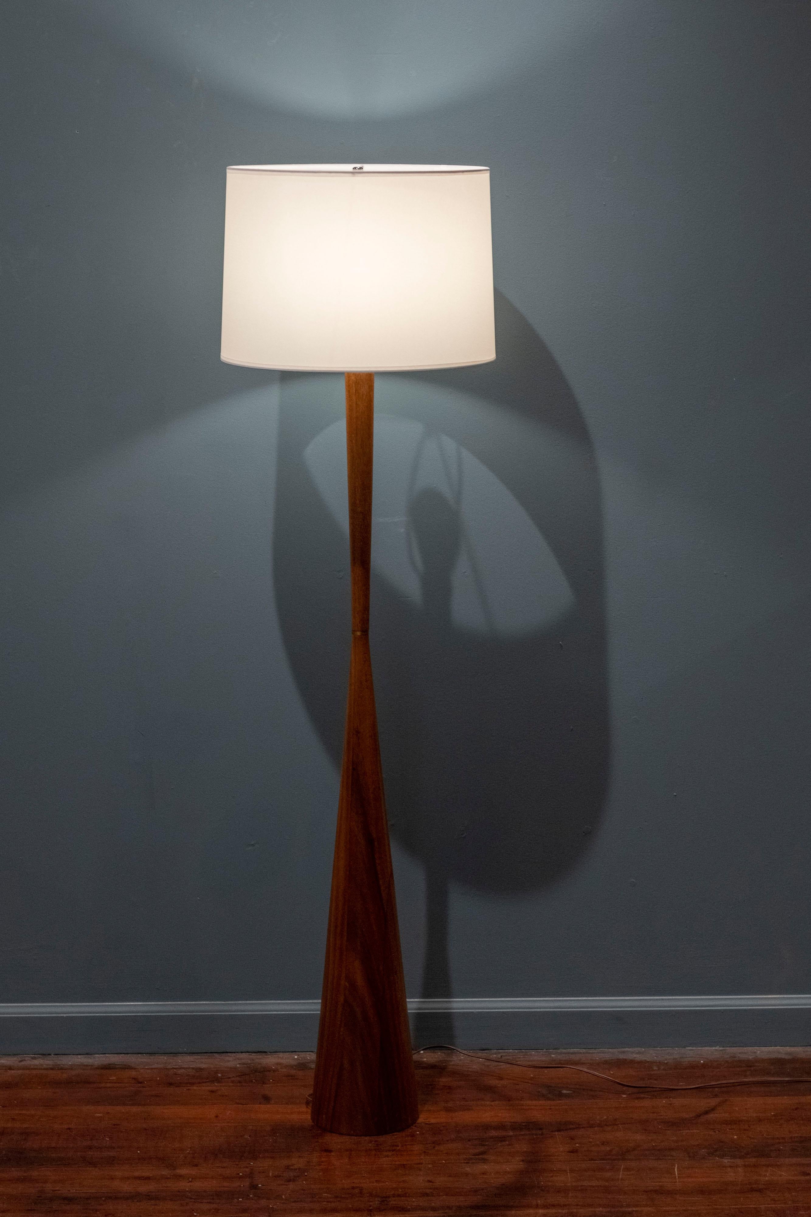 Turned Mid-Century Modern Walnut Floor Lamp