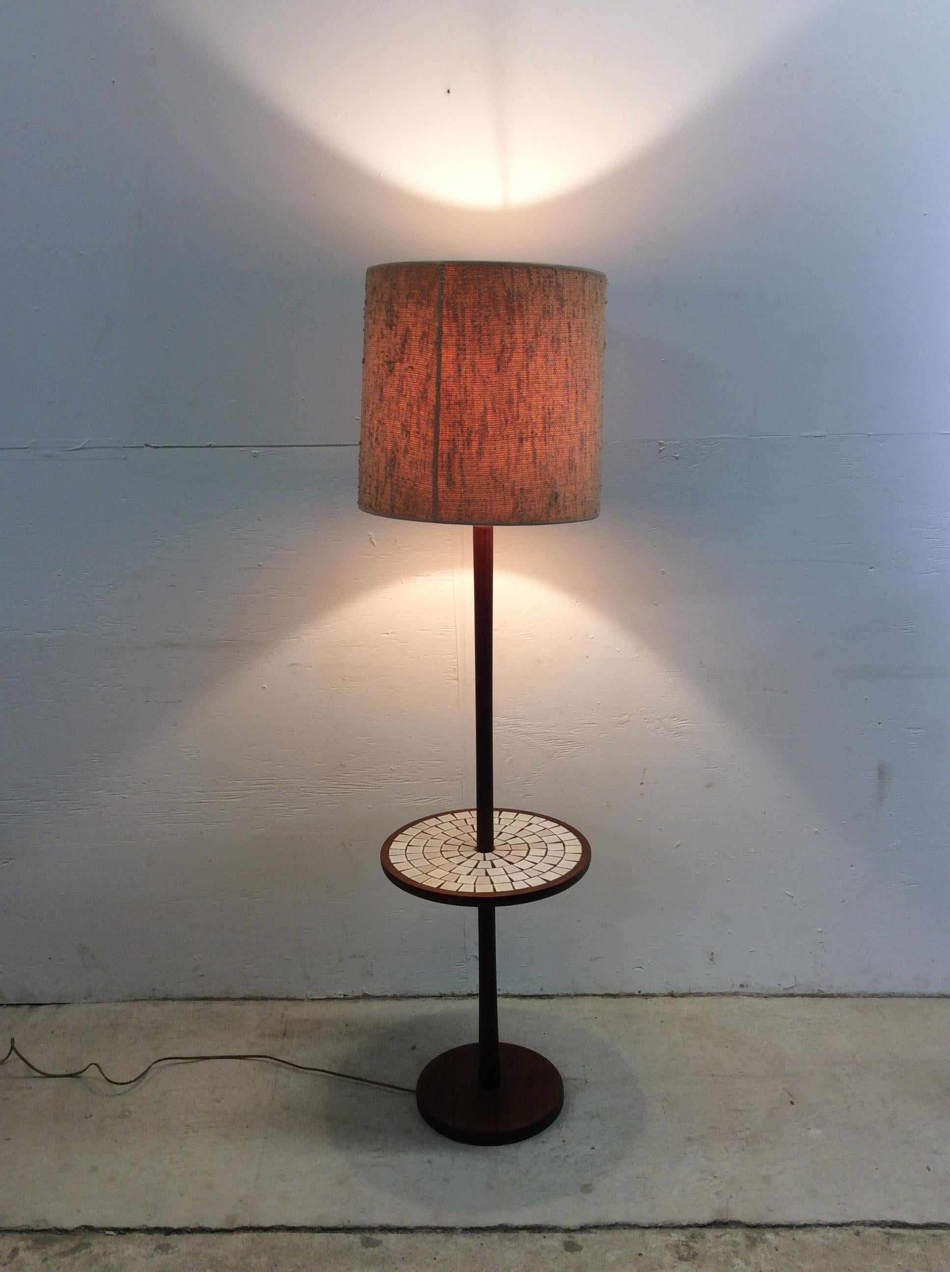 Mid Century Modern Walnut Floor Lamp with Mosaic Tile End Table For Sale 9