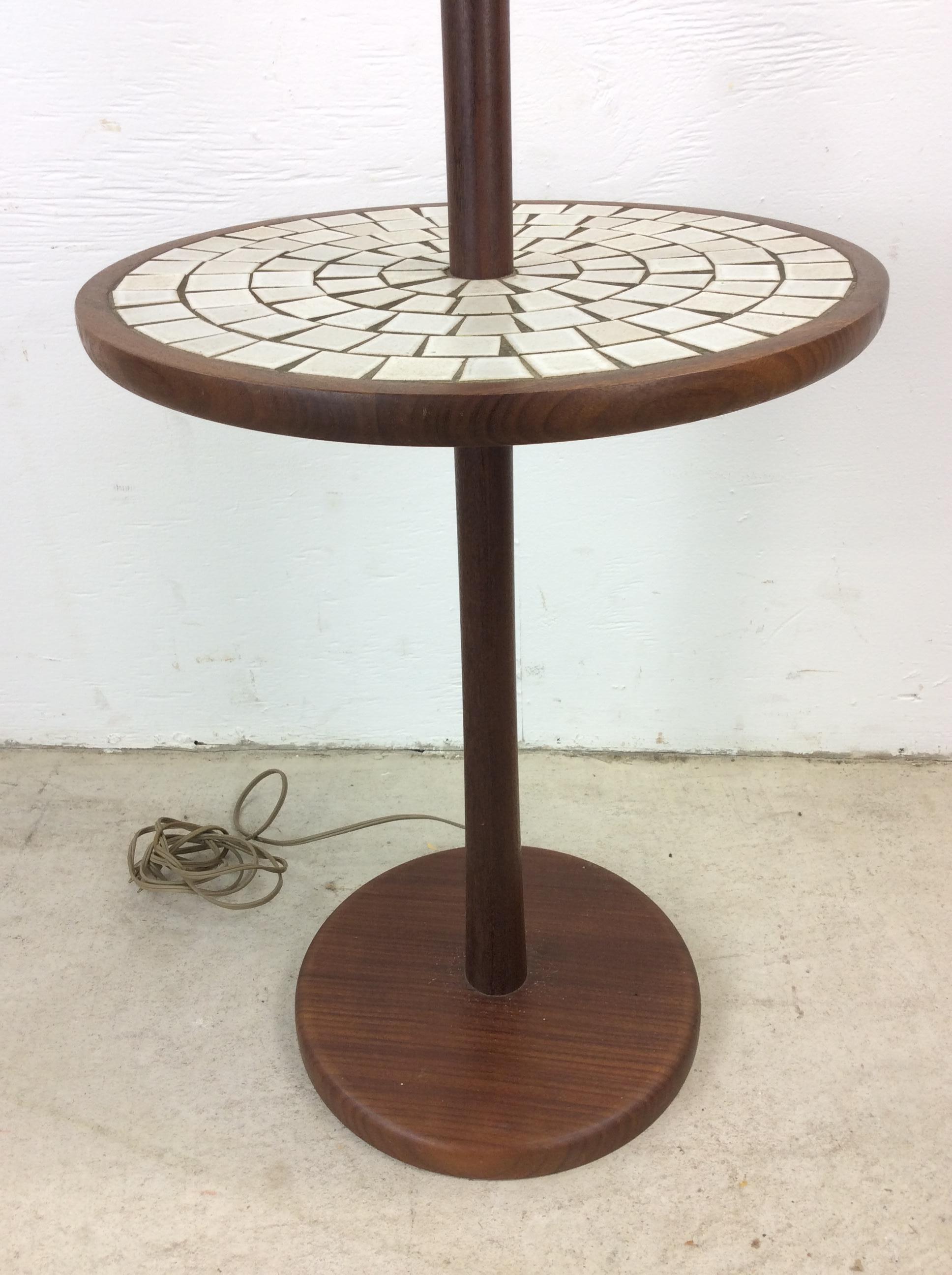 Mid Century Modern Walnut Floor Lamp with Mosaic Tile End Table For Sale 2