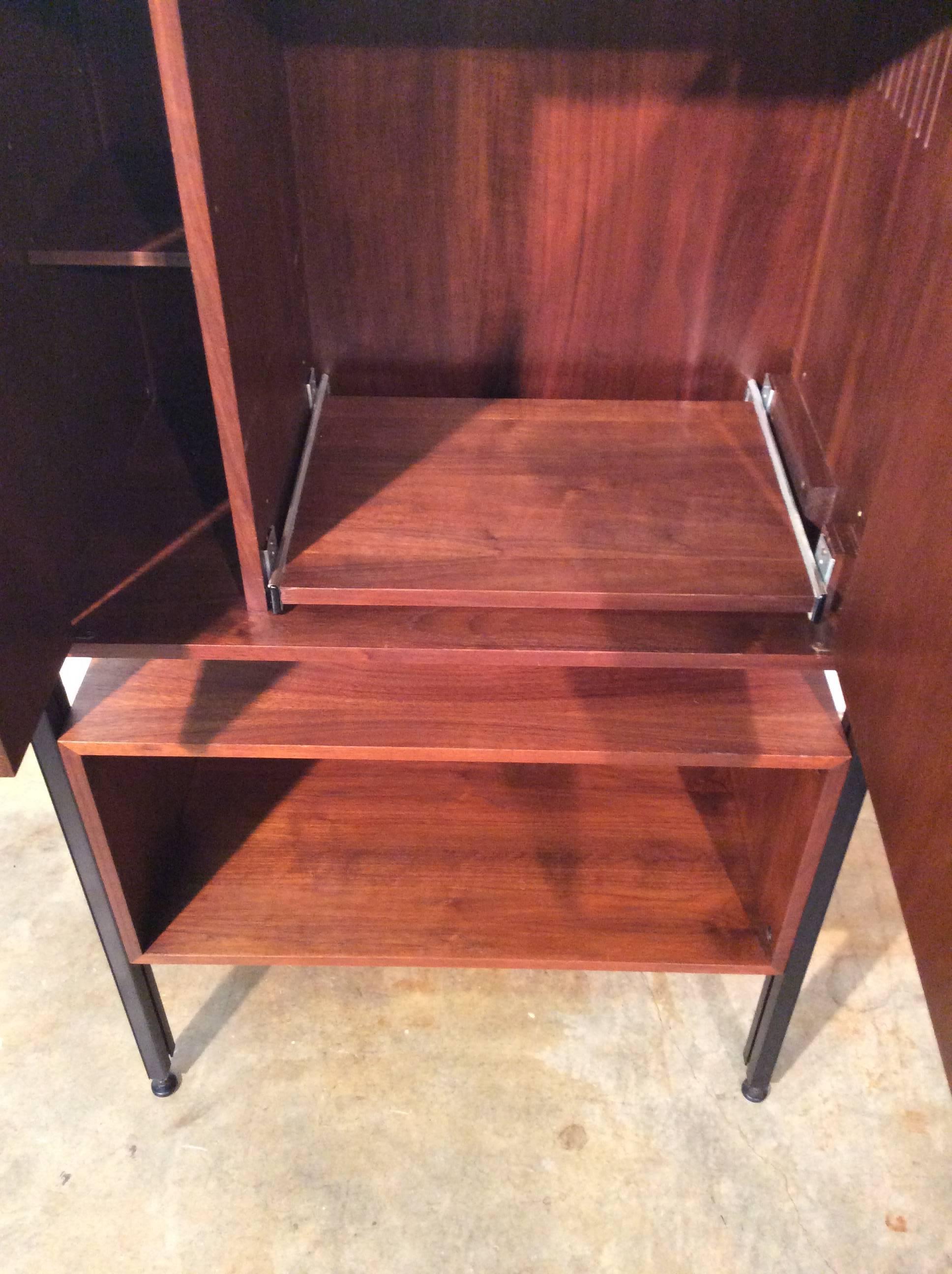 Mid-Century Modern Walnut Freestanding Three Bay Omni Unit by George Nelson For Sale 5