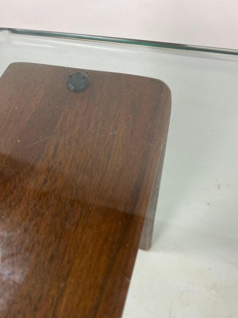Mid-Century Modern Walnut and Glass Side Table For Sale at 1stDibs