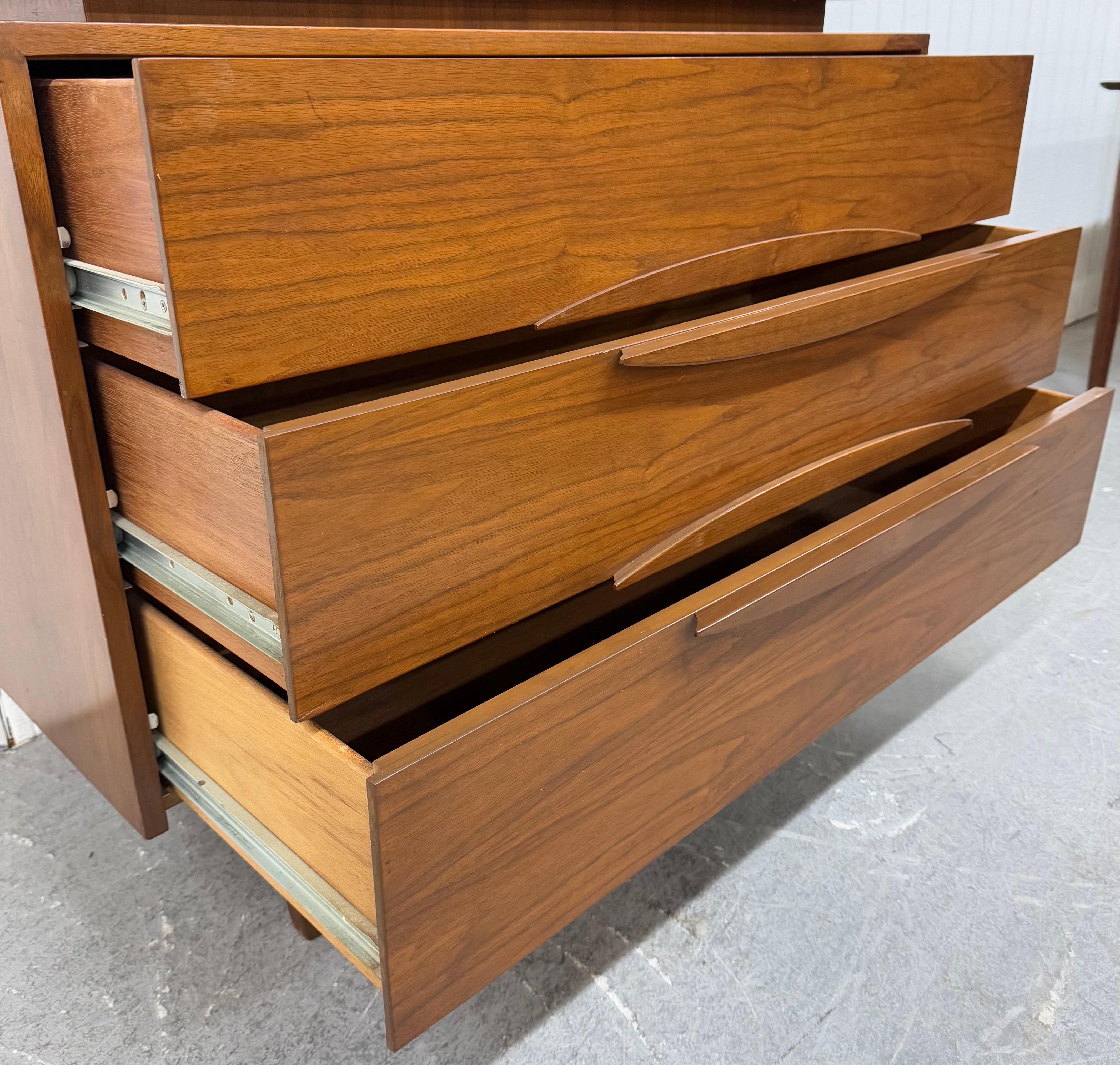 Mid-Century Modern Walnut High Chest For Sale 1