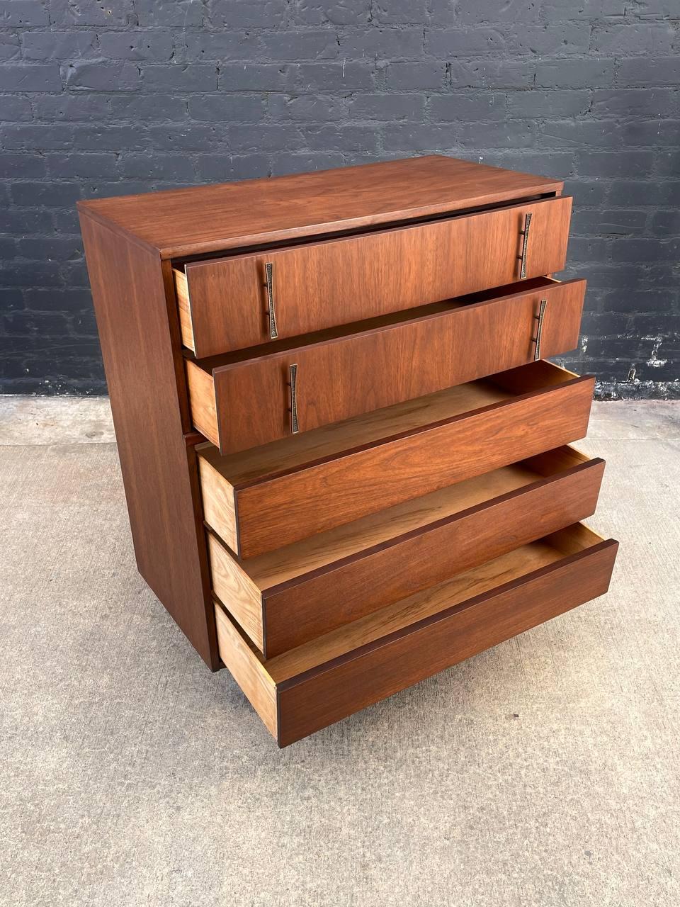 American Newly Refinished - Mid-Century Modern Walnut Highboy Dresser For Sale