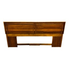 Testiera king size in noce moderna del Mid-Century