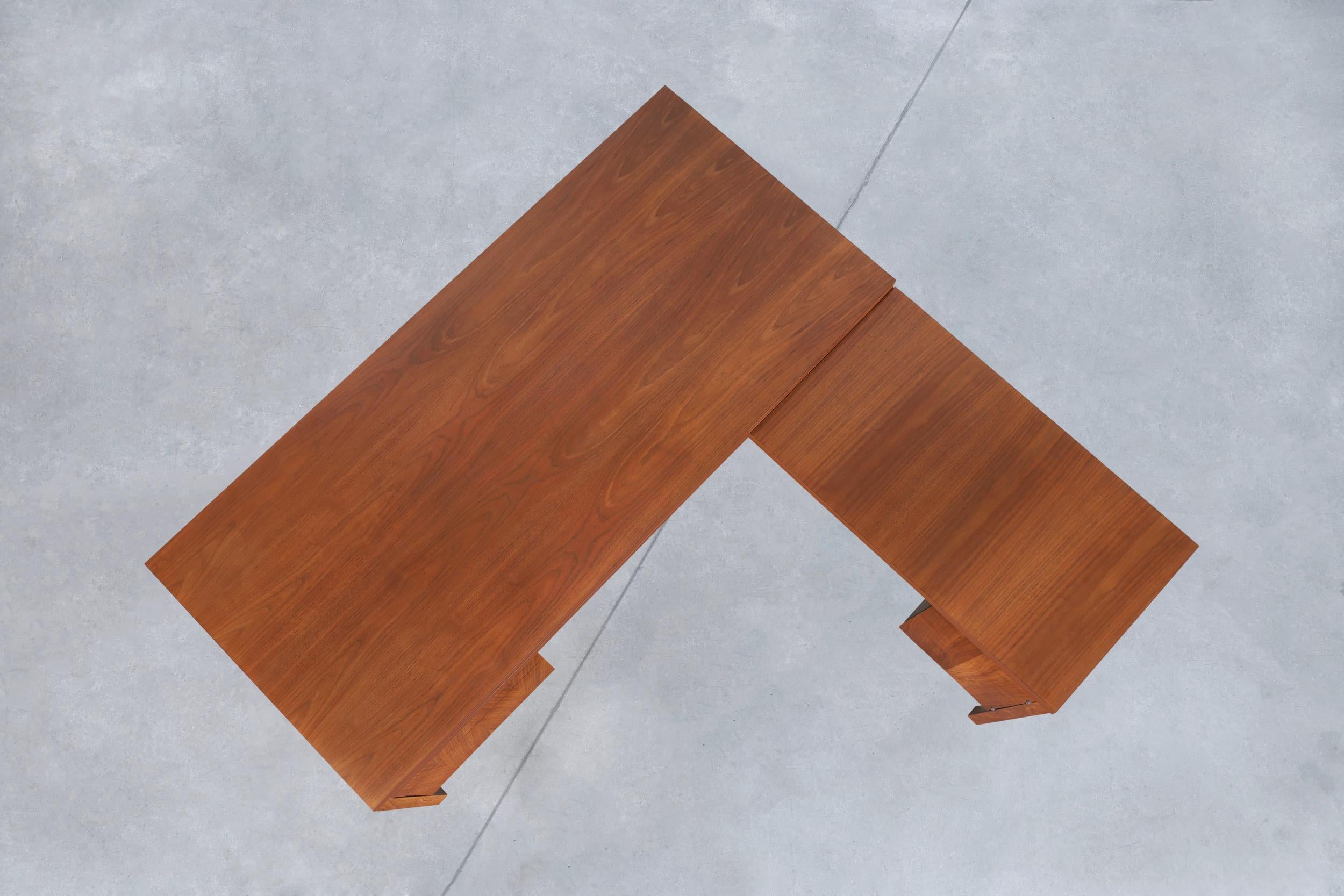 Mid-Century Modern Walnut L-Shaped Desk 6