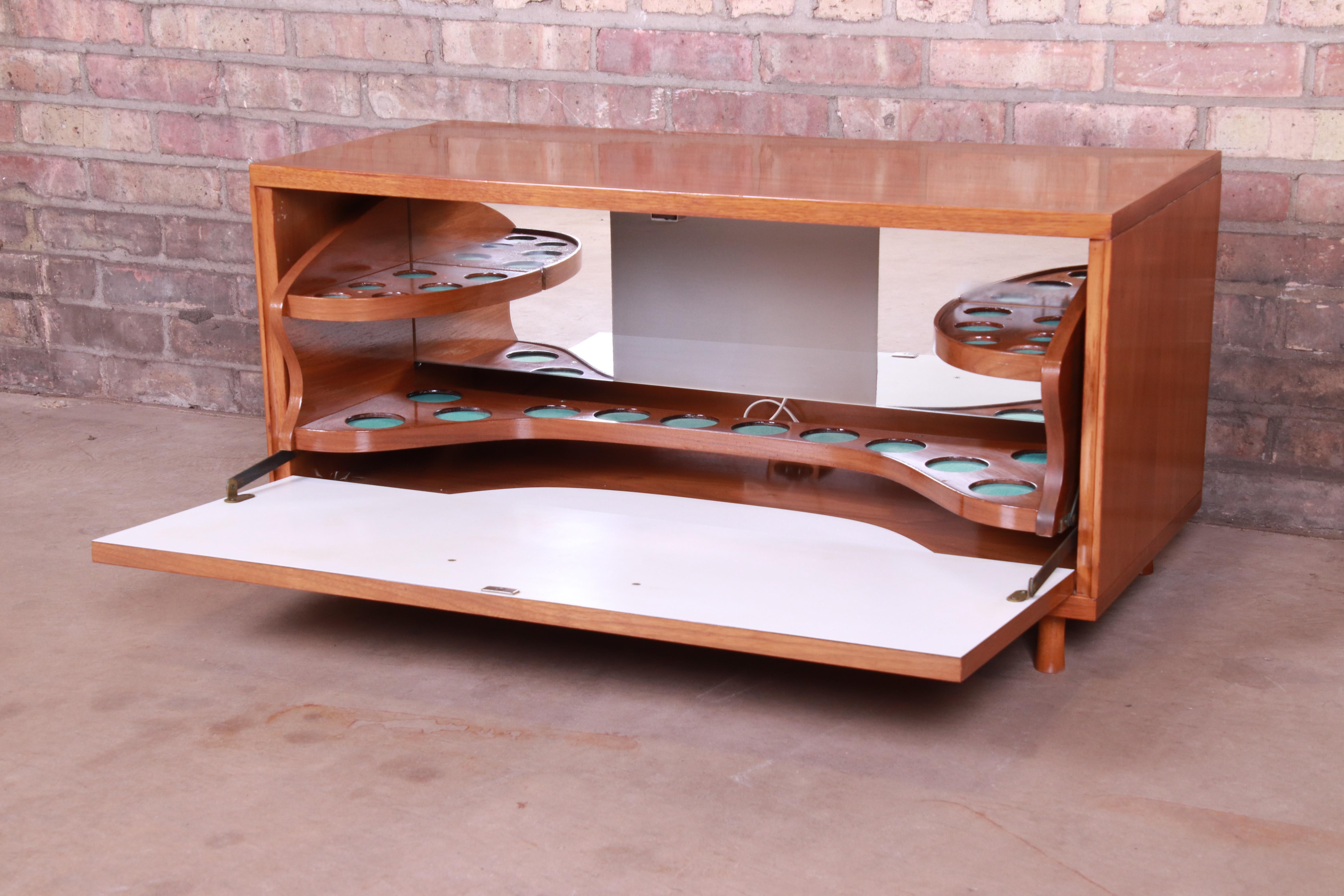 Mid-Century Modern Walnut Lighted Bar Cabinet Attributed to Singer & Sons, 1960s 2