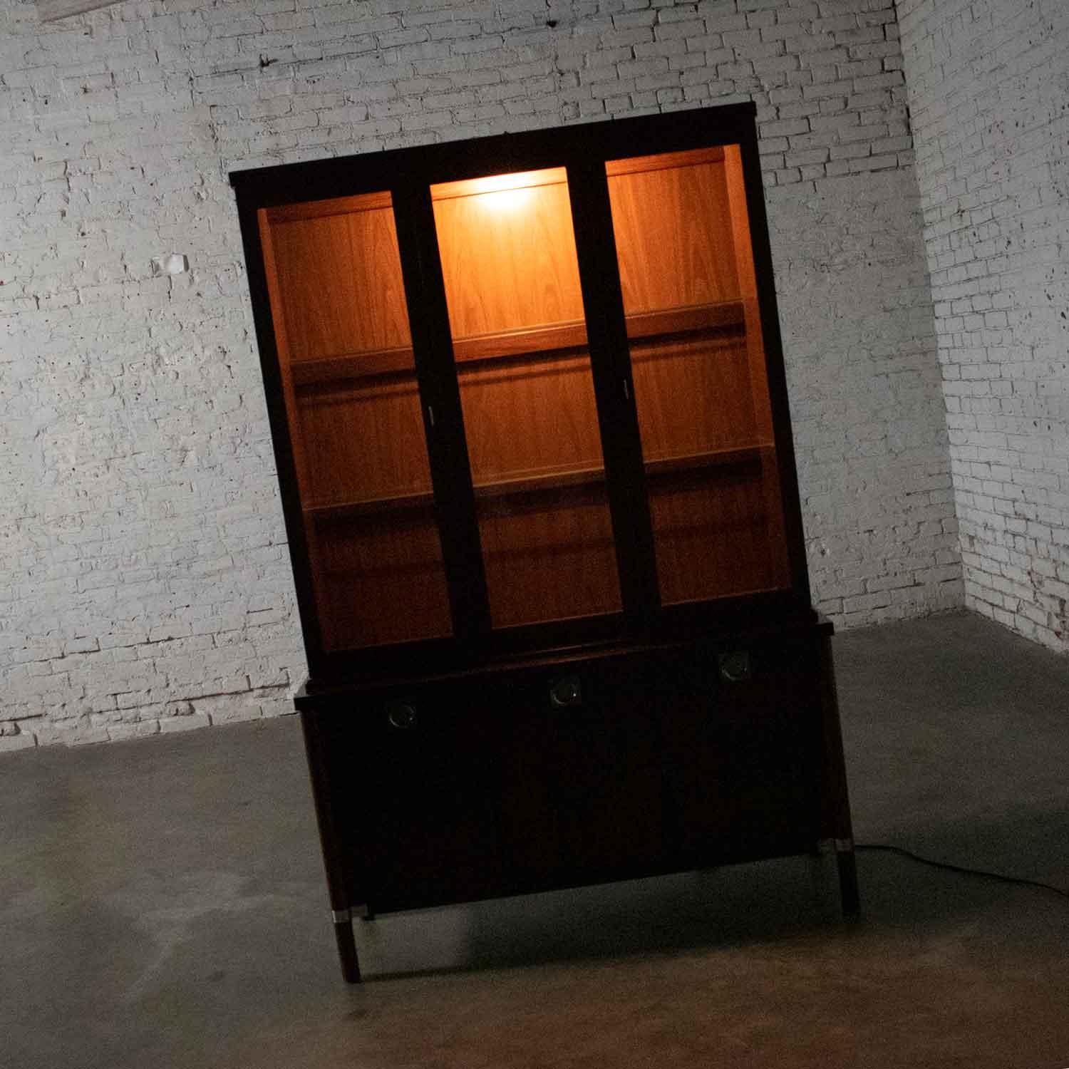 Mid-Century Modern Walnut Lighted China Cabinet with Chrome Accents 3